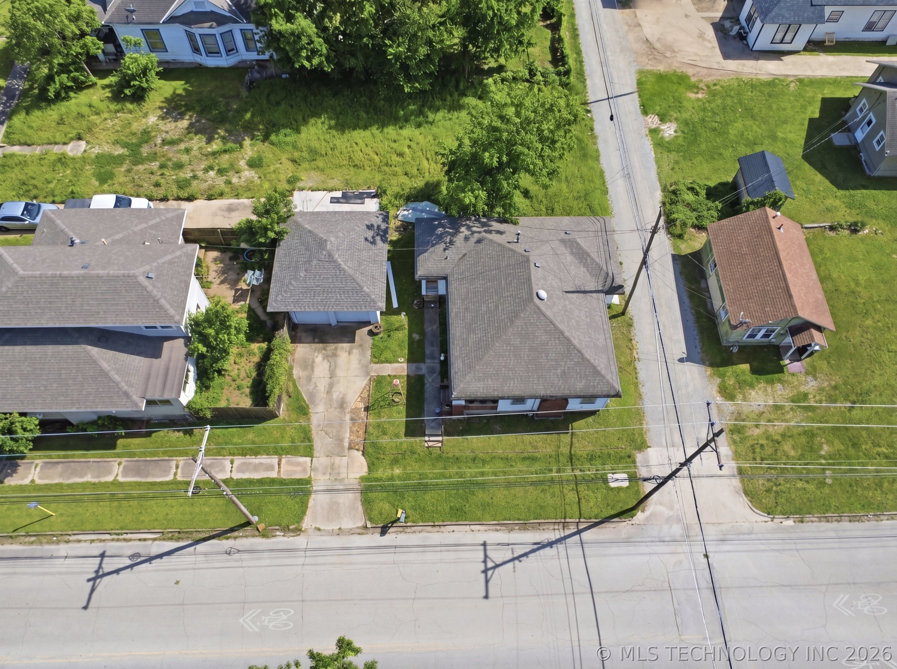 1910 Johnstone Avenue Property Photo 15