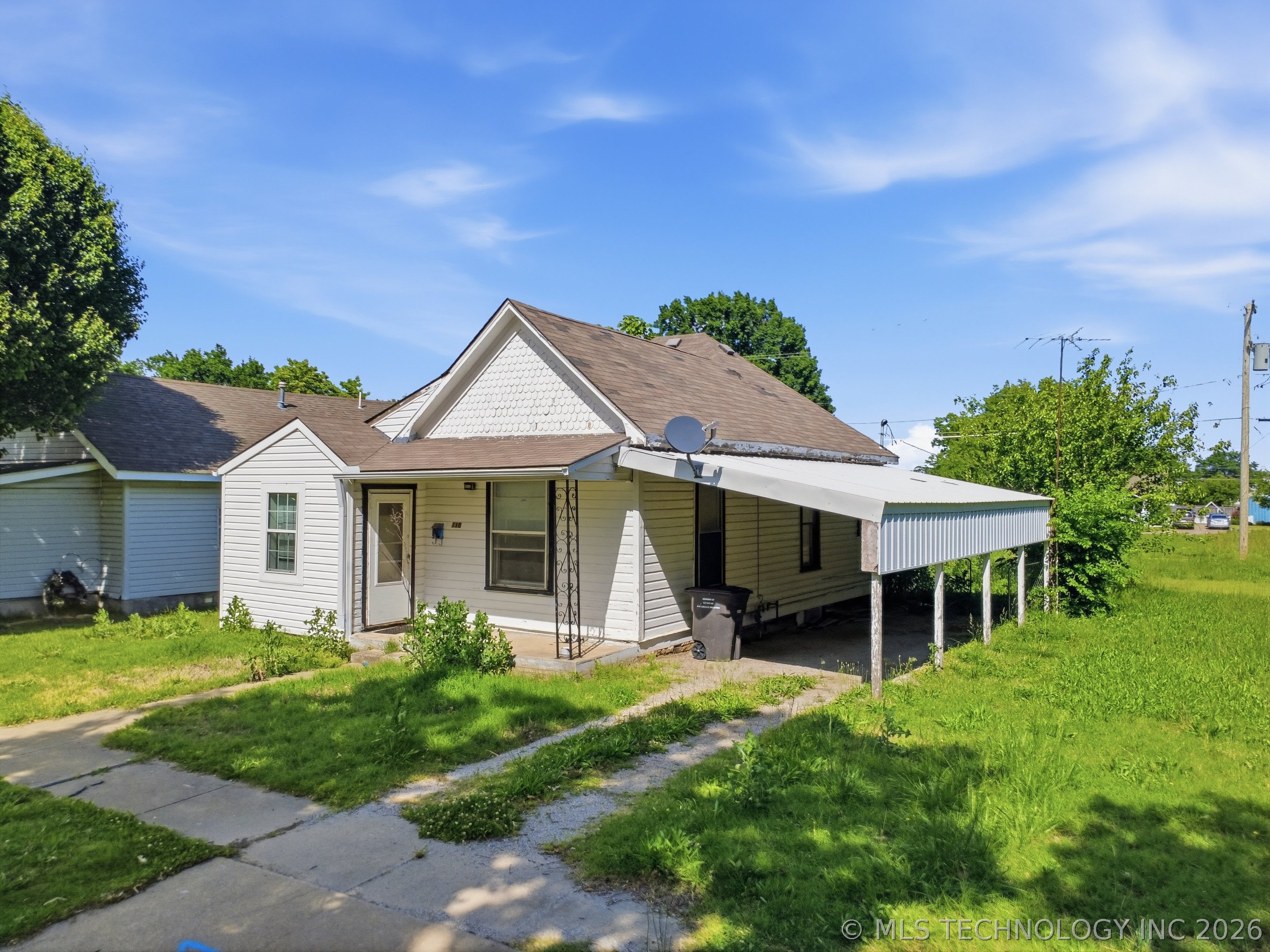 1910 Johnstone Avenue Property Photo 17