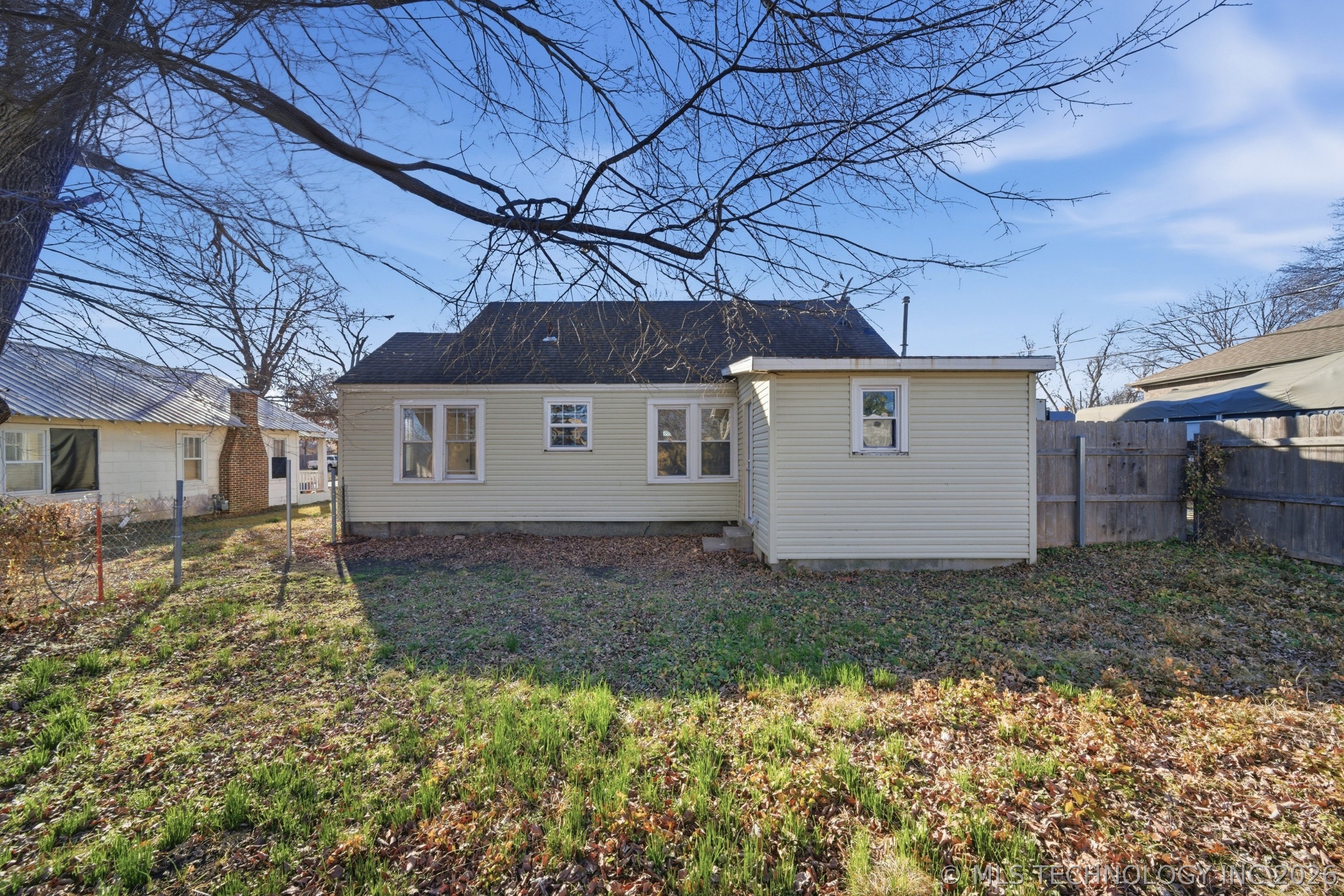 1910 Johnstone Avenue Property Photo 19