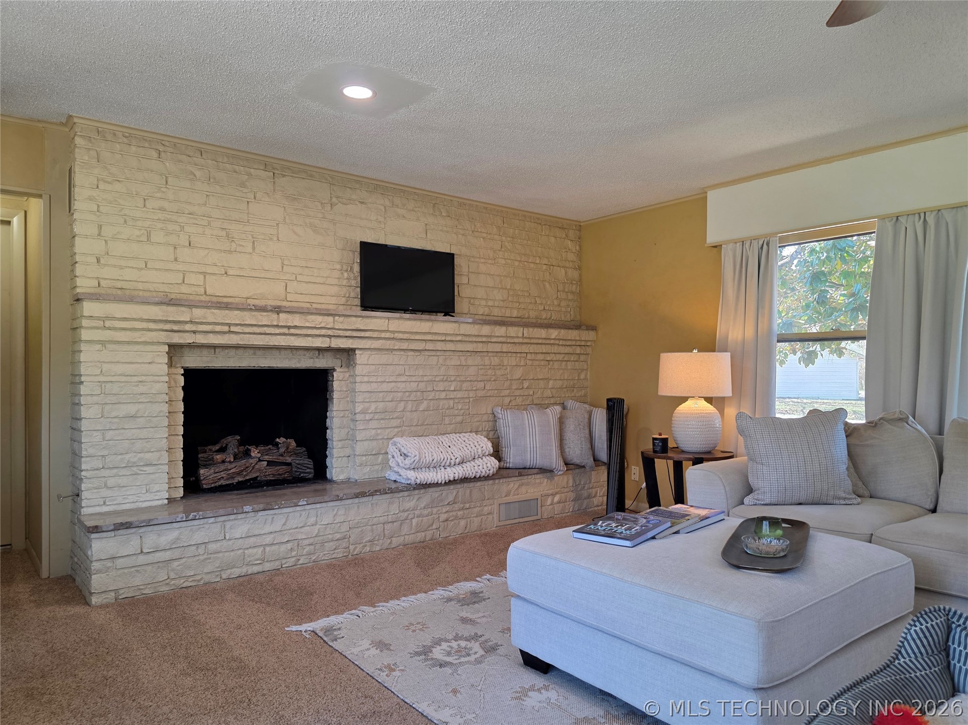 1800 Rockdale Boulevard Property Photo 17