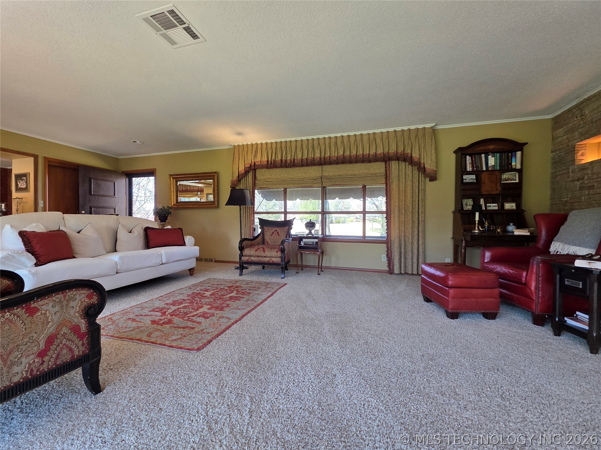 1800 Rockdale Boulevard Property Photo 43