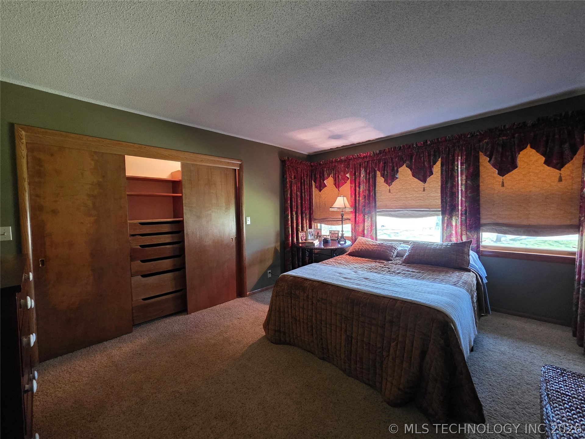 1800 Rockdale Boulevard Property Photo 49