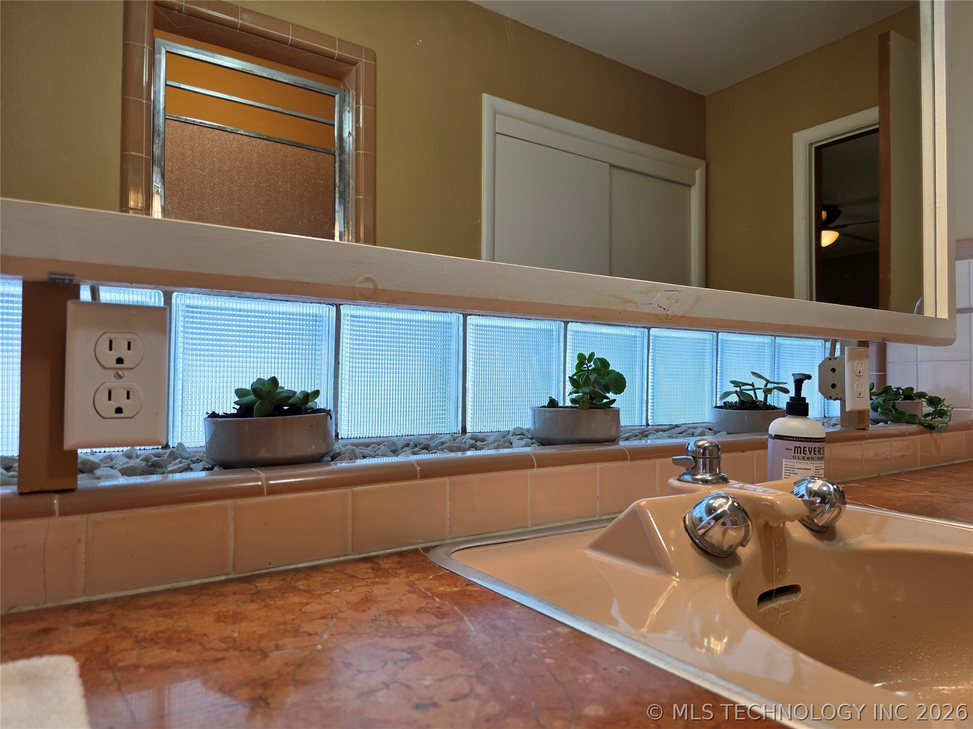 1800 Rockdale Boulevard Property Photo 71
