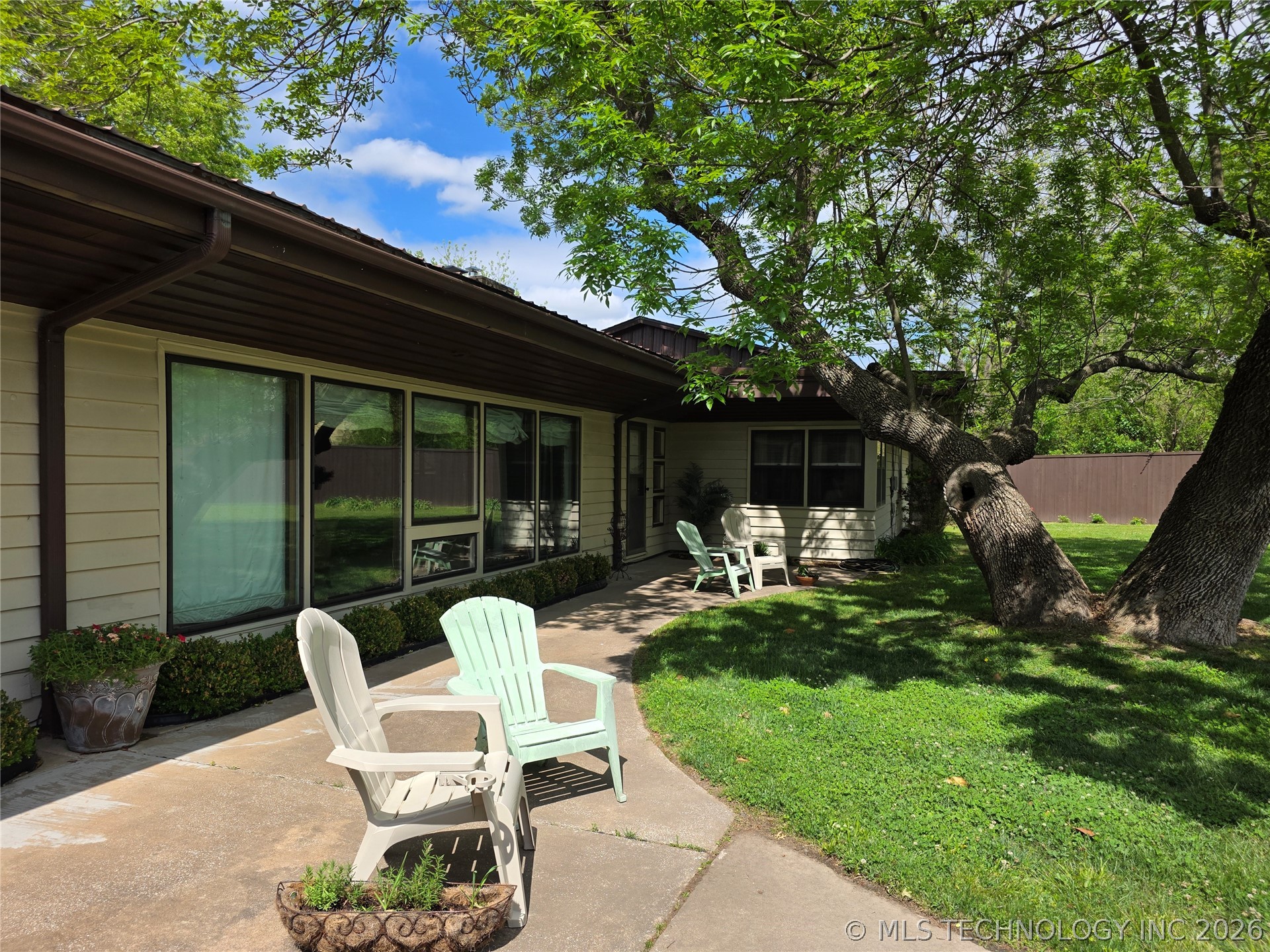 1800 Rockdale Boulevard Property Photo 88
