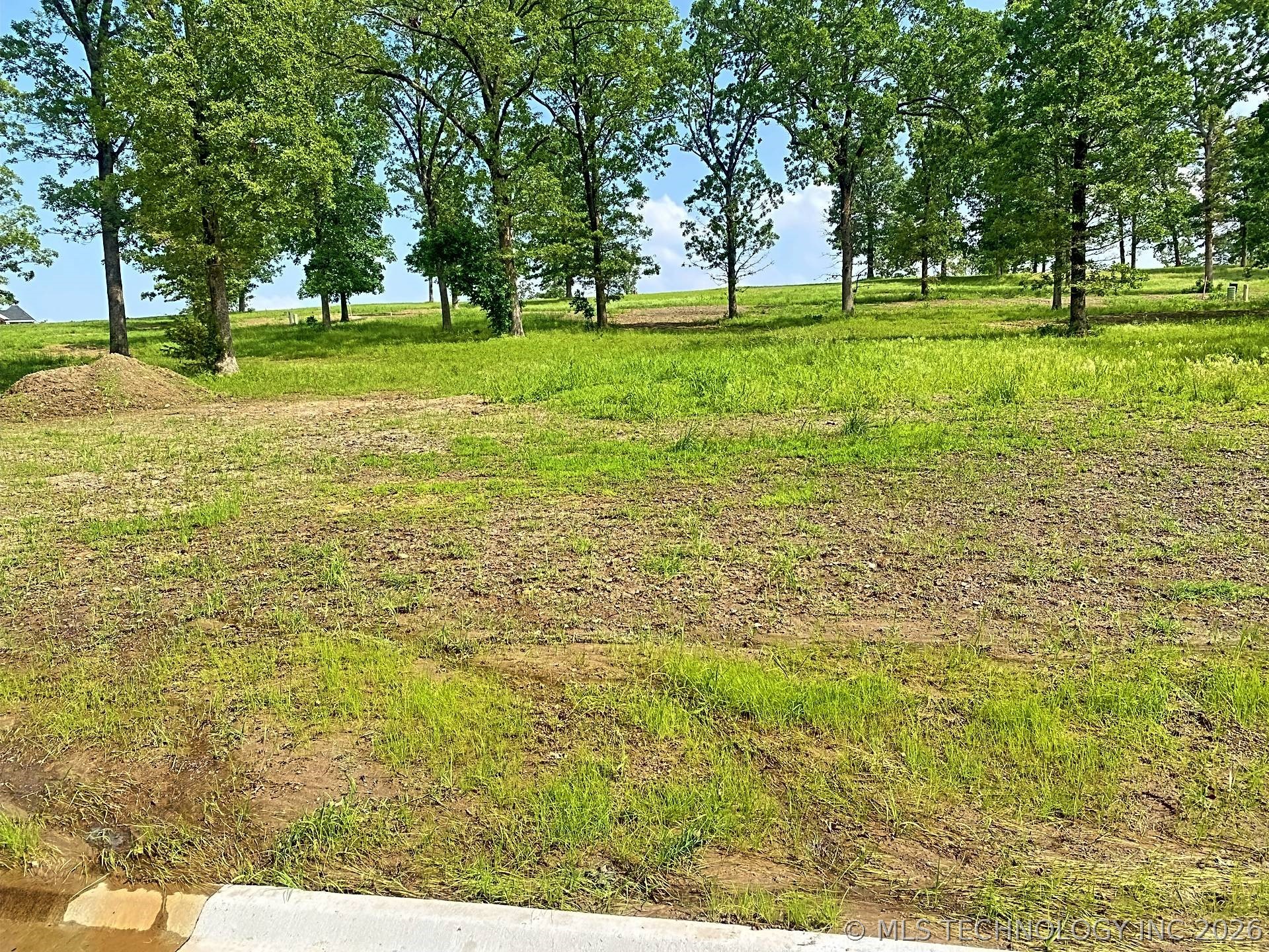 792 Winsor Place Property Photo 1
