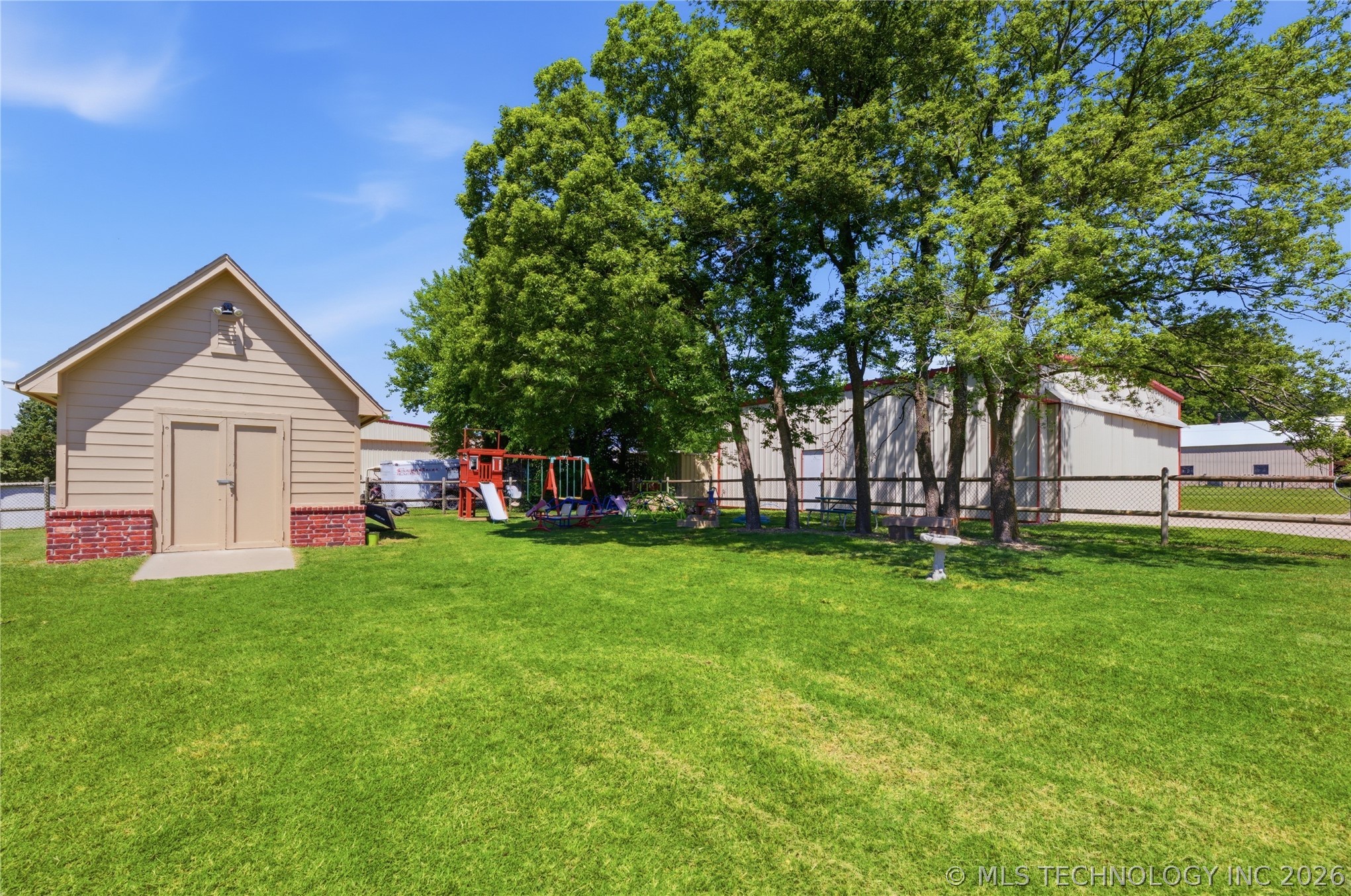 16657 E 79th Street North Property Photo 44