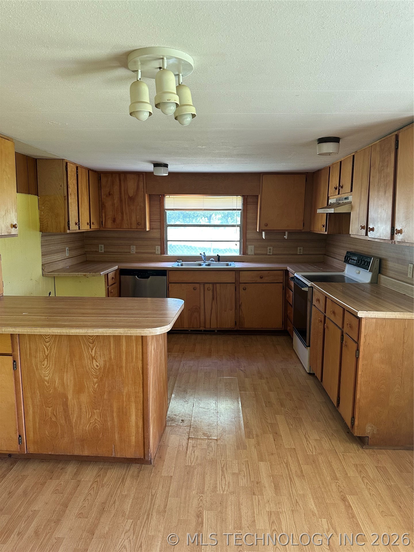 199 Braudrick Lane Property Photo 3