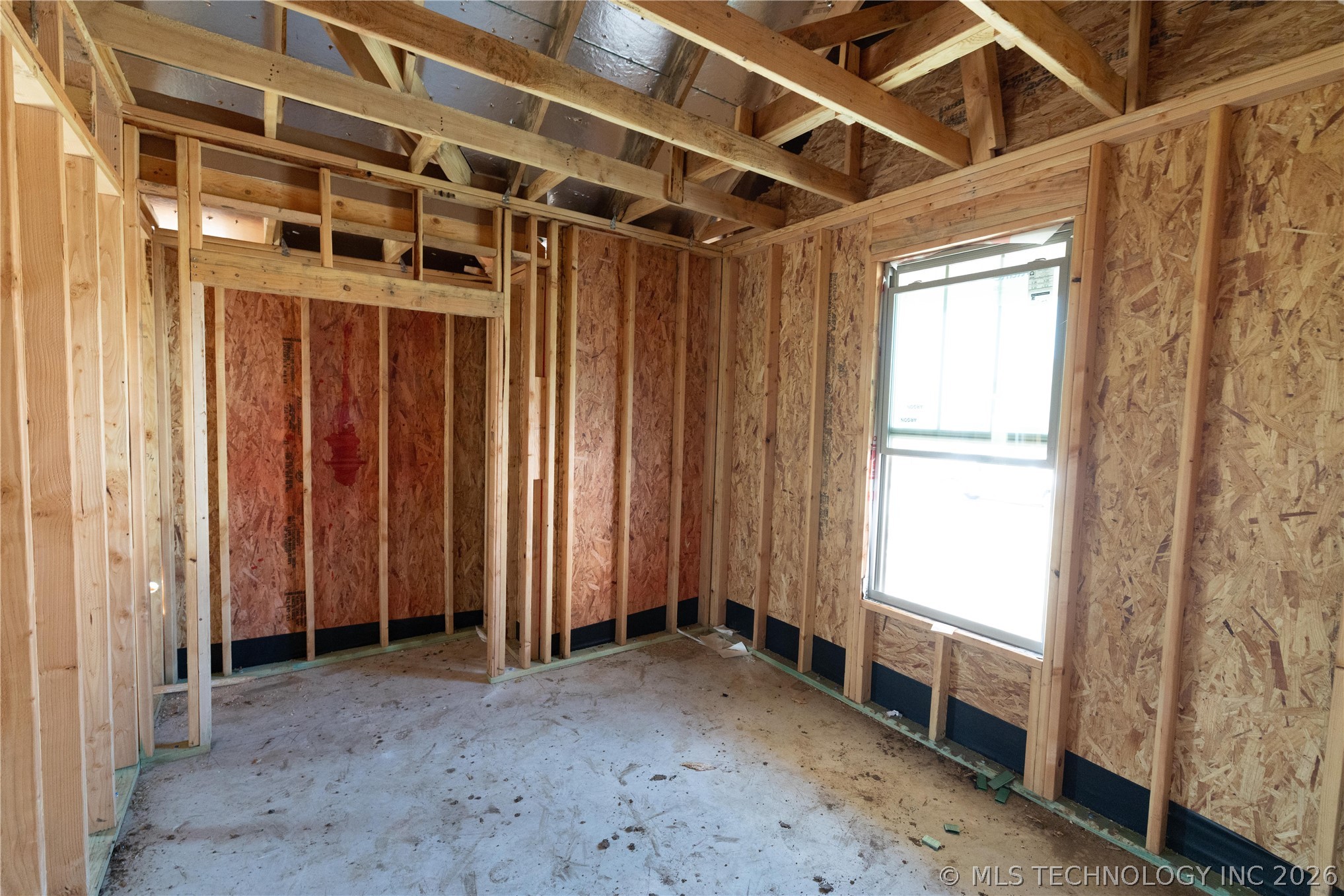2905 E Northampton Street Property Photo 5
