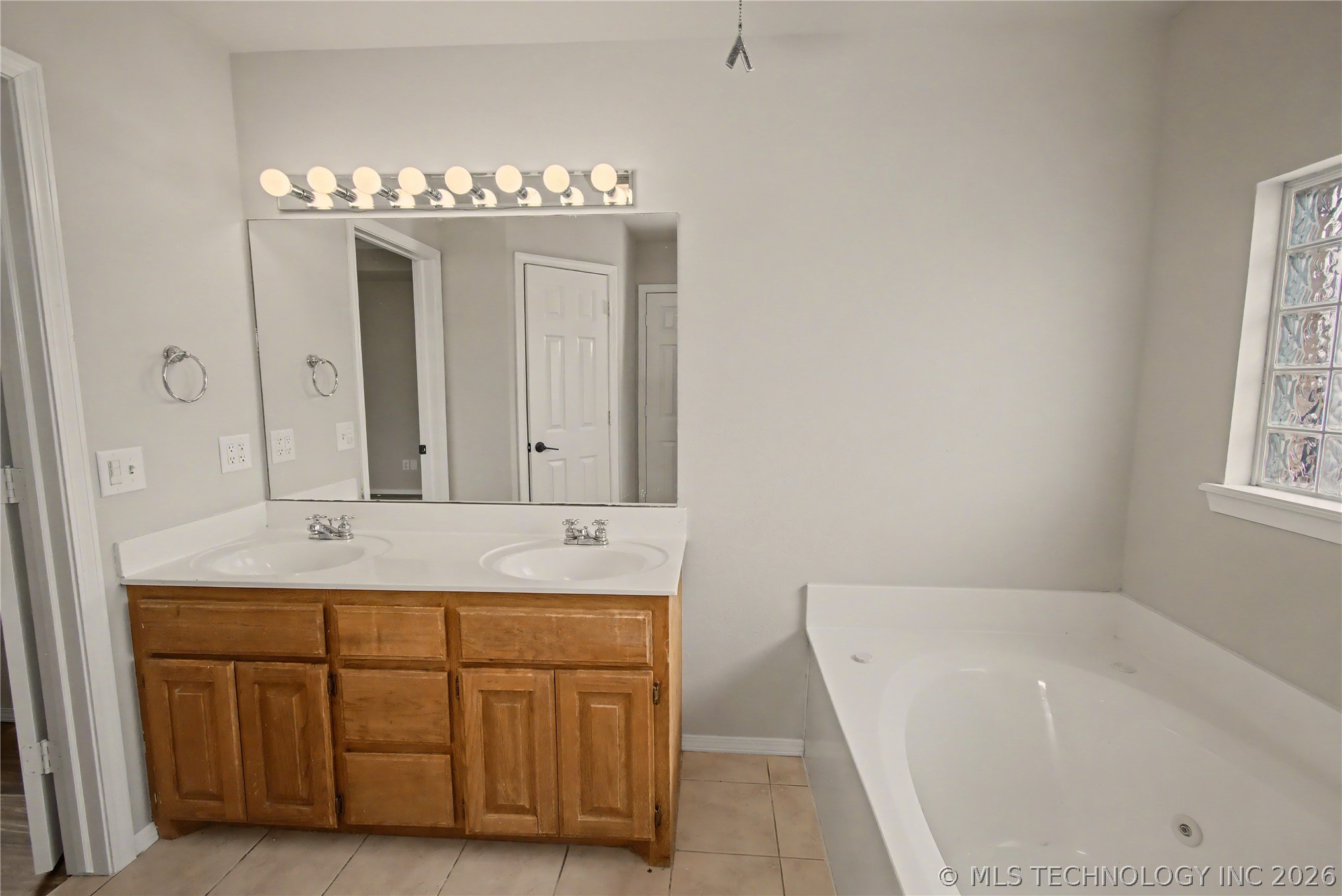 403 Valhalla Drive Property Photo 10