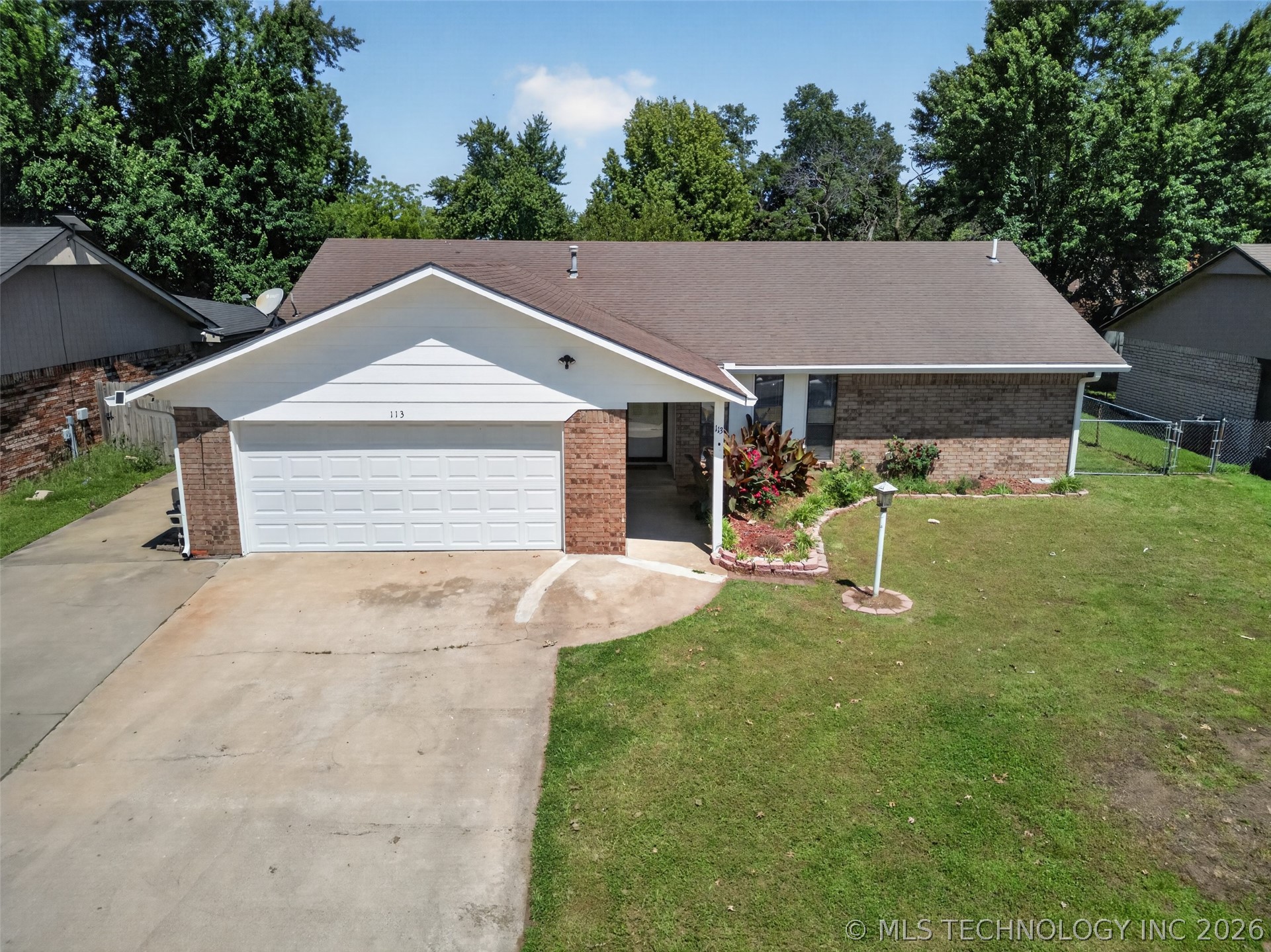113 Magnolia Avenue Property Photo 1