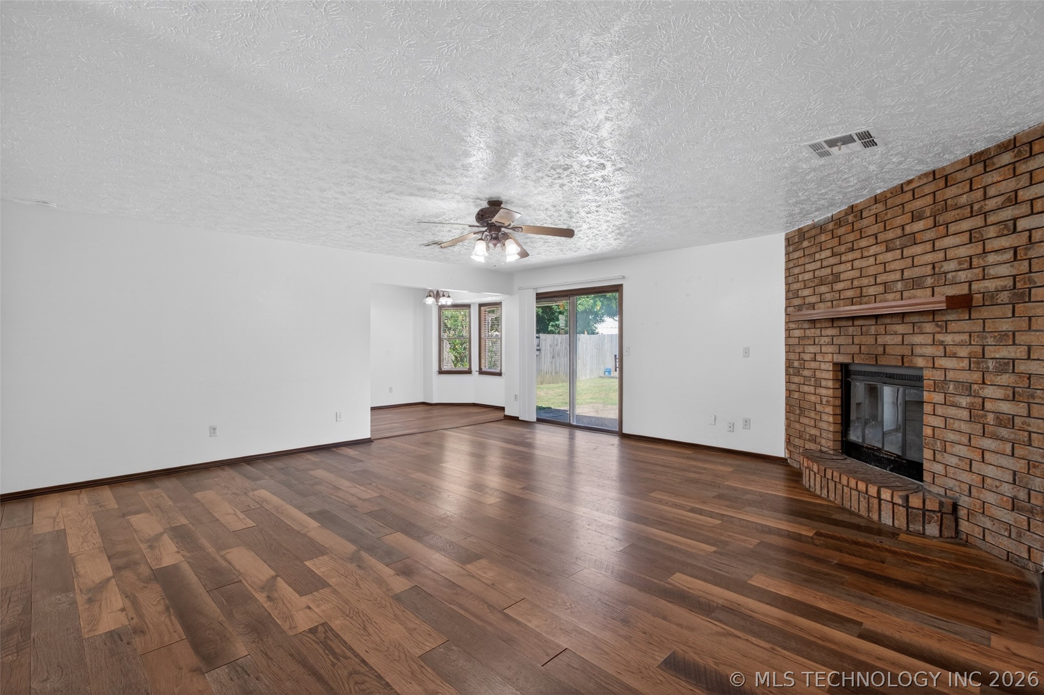 113 Magnolia Avenue Property Photo 6