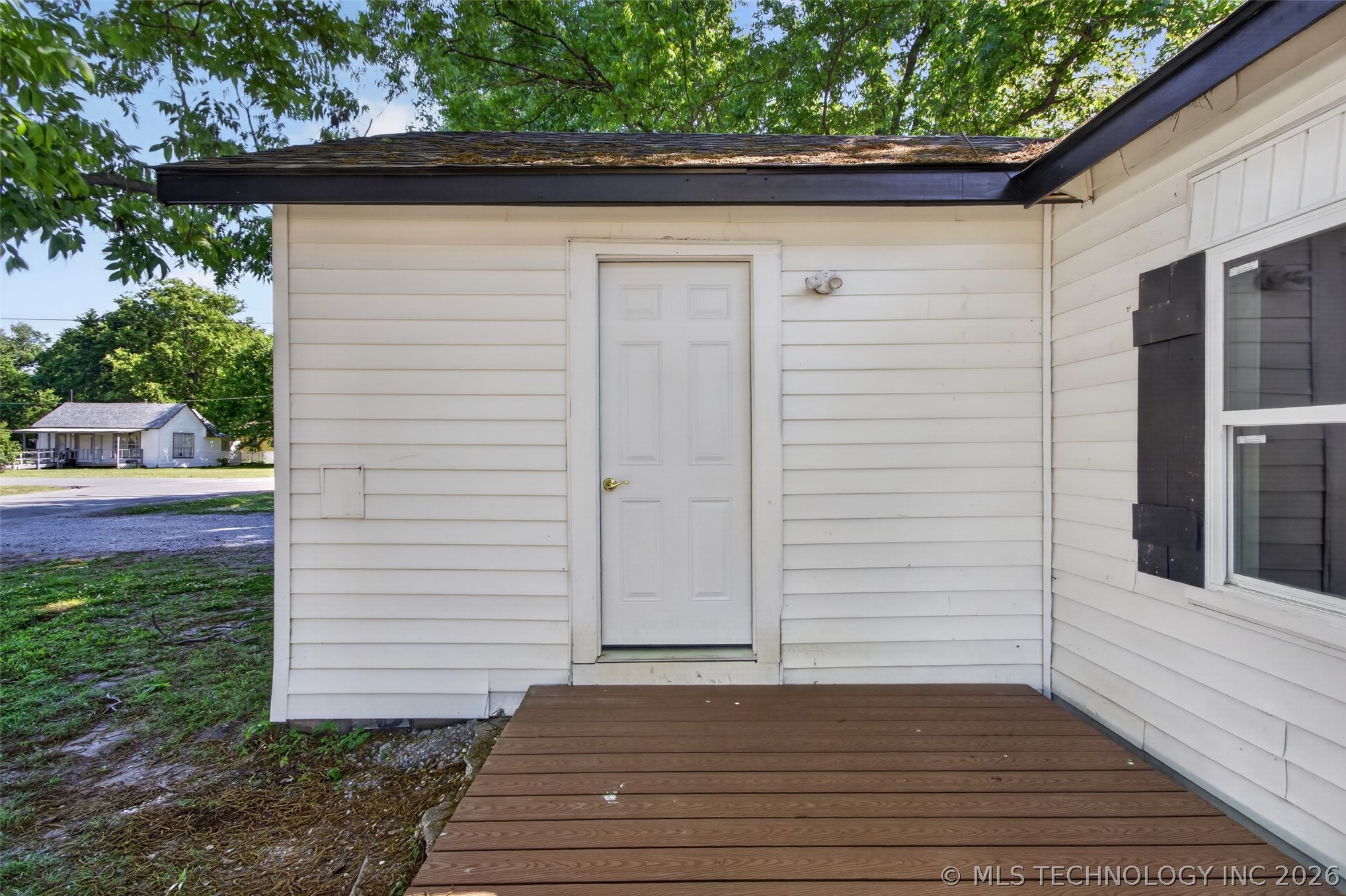 228 S Edith Street Property Photo 3