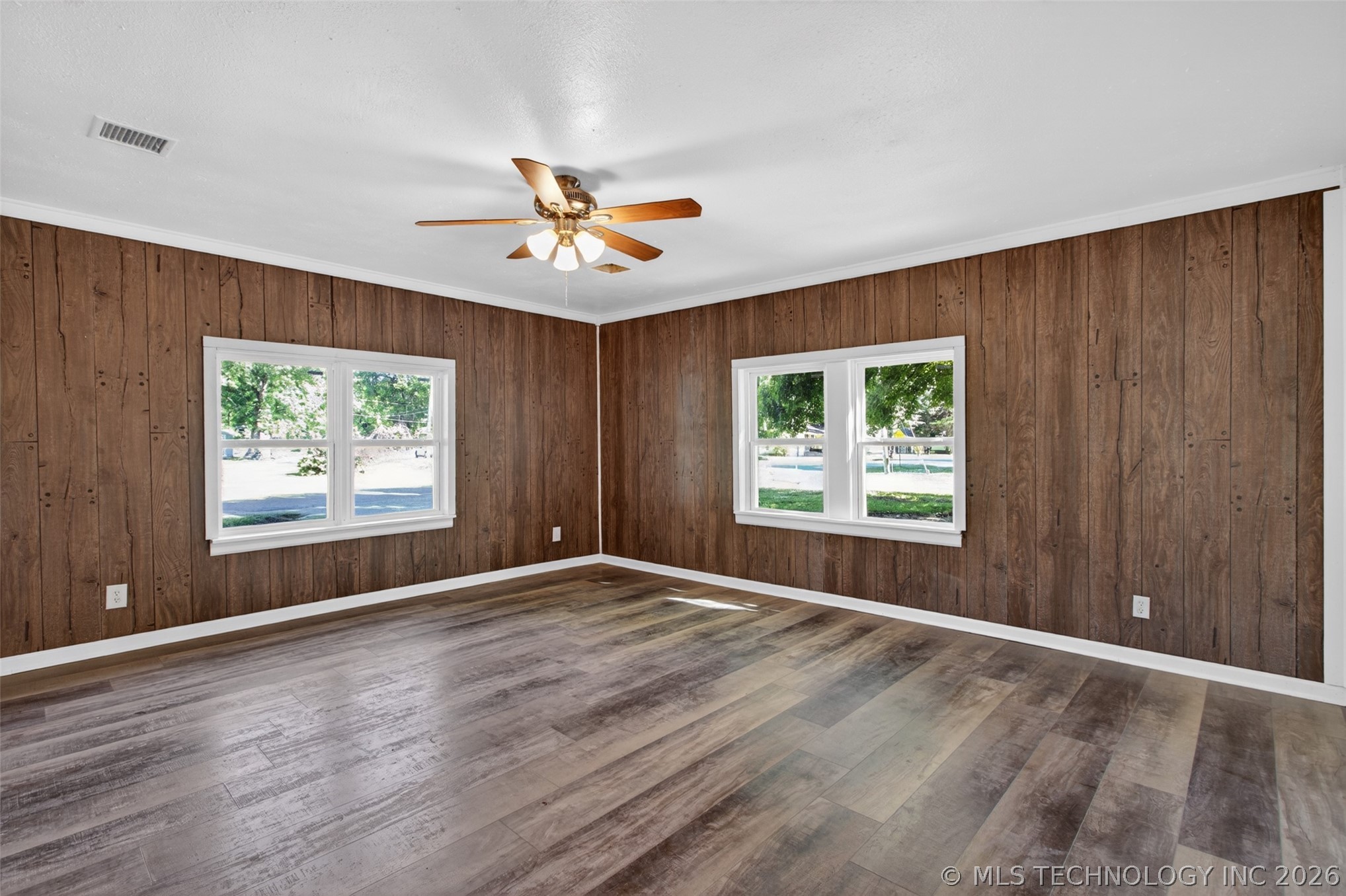 228 S Edith Street Property Photo 5