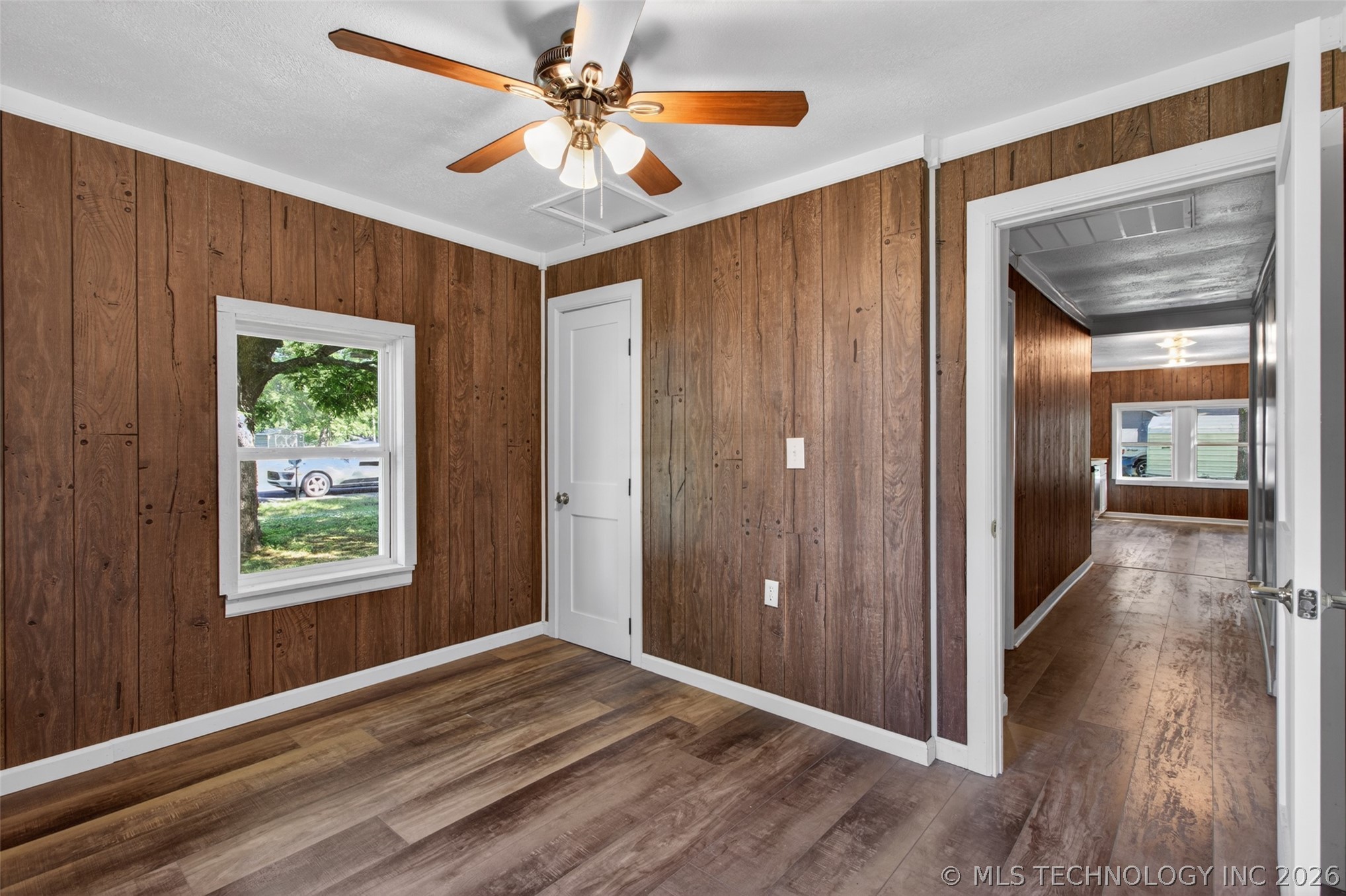 228 S Edith Street Property Photo 18
