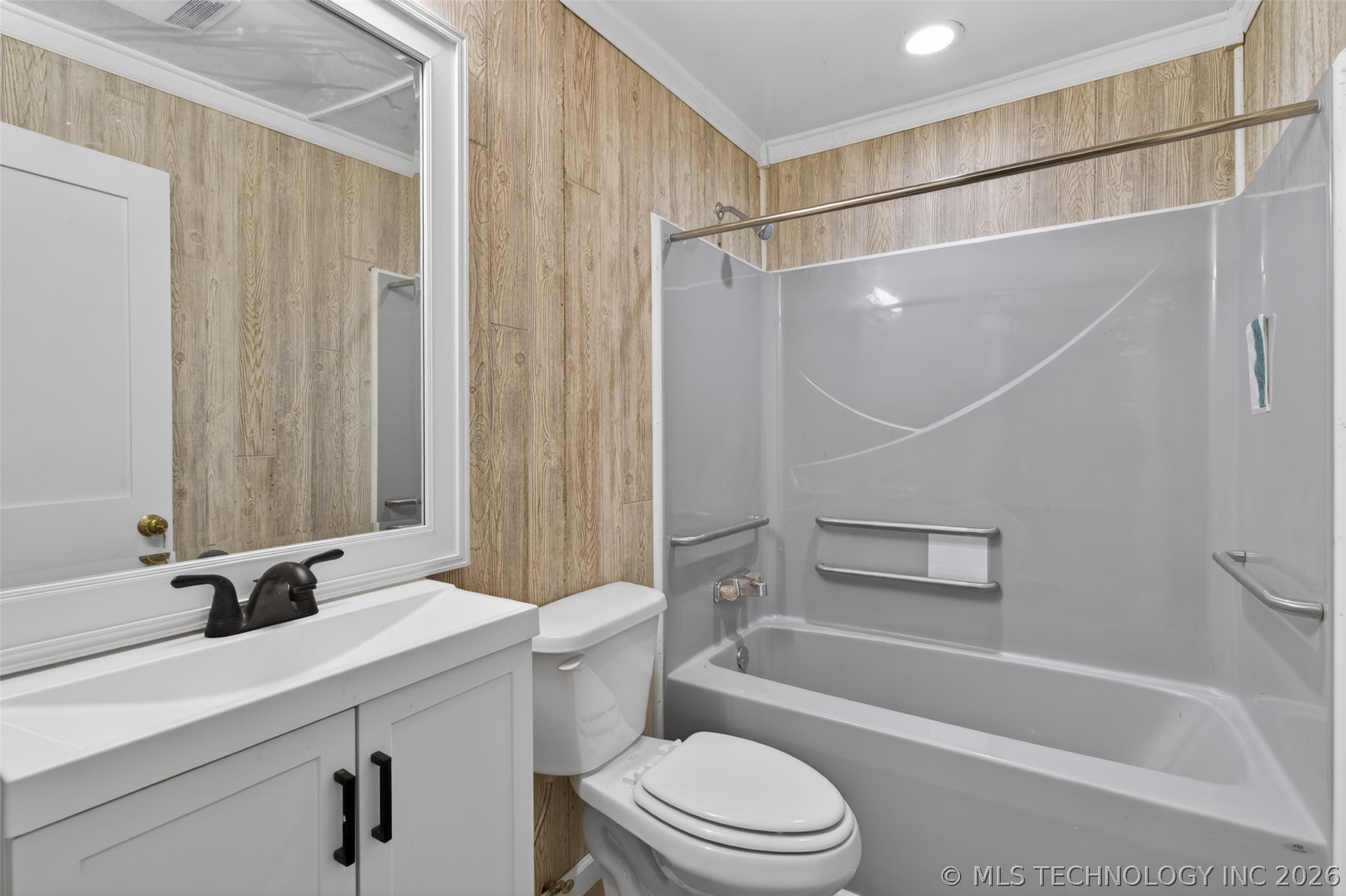 228 S Edith Street Property Photo 23