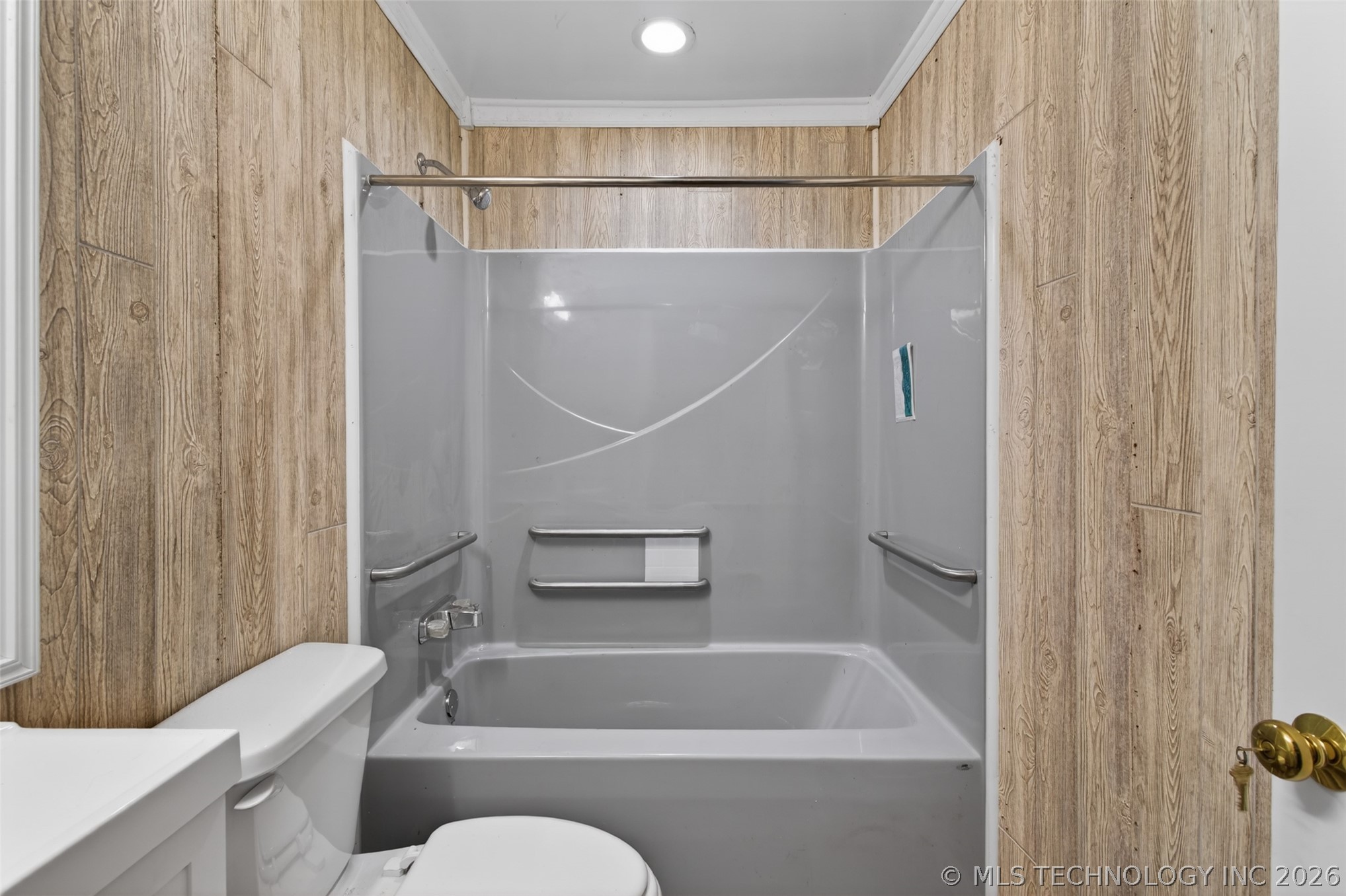 228 S Edith Street Property Photo 24