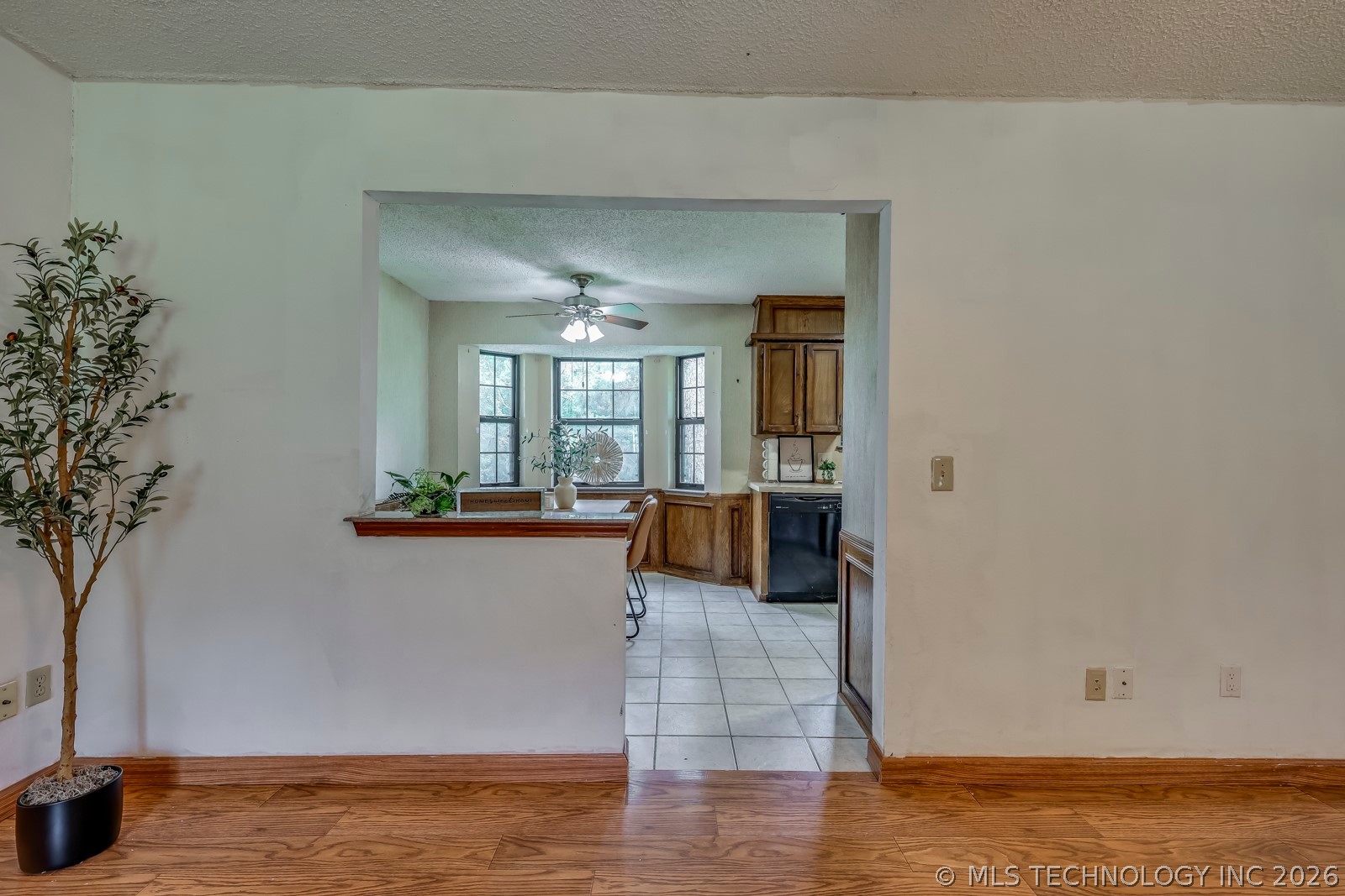 9650 E 460 Road N Property Photo 12