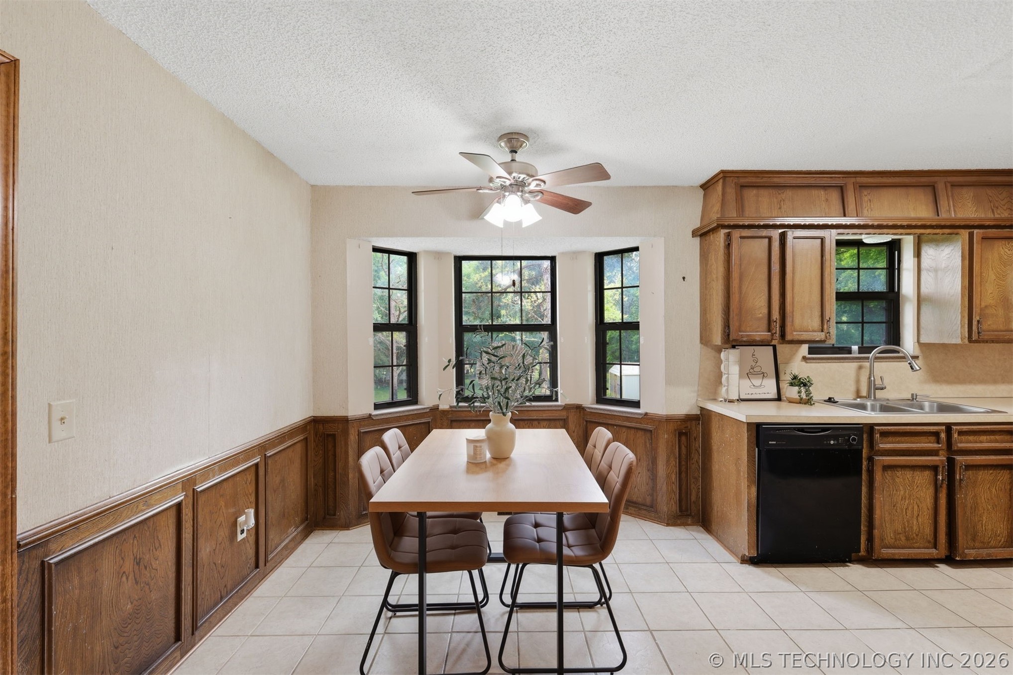 9650 E 460 Road N Property Photo 13