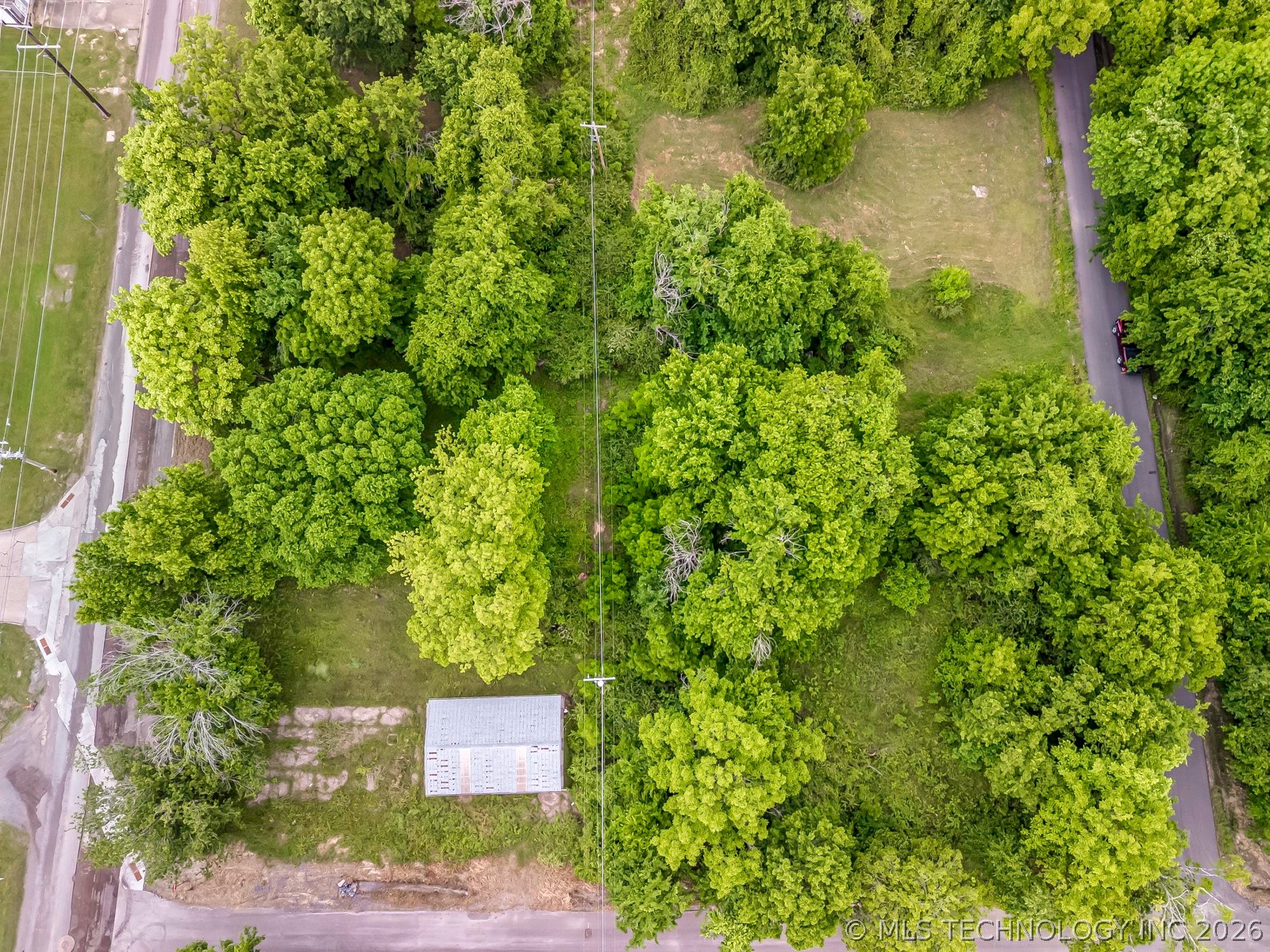 2302 Elizabeth Avenue E Property Photo 9