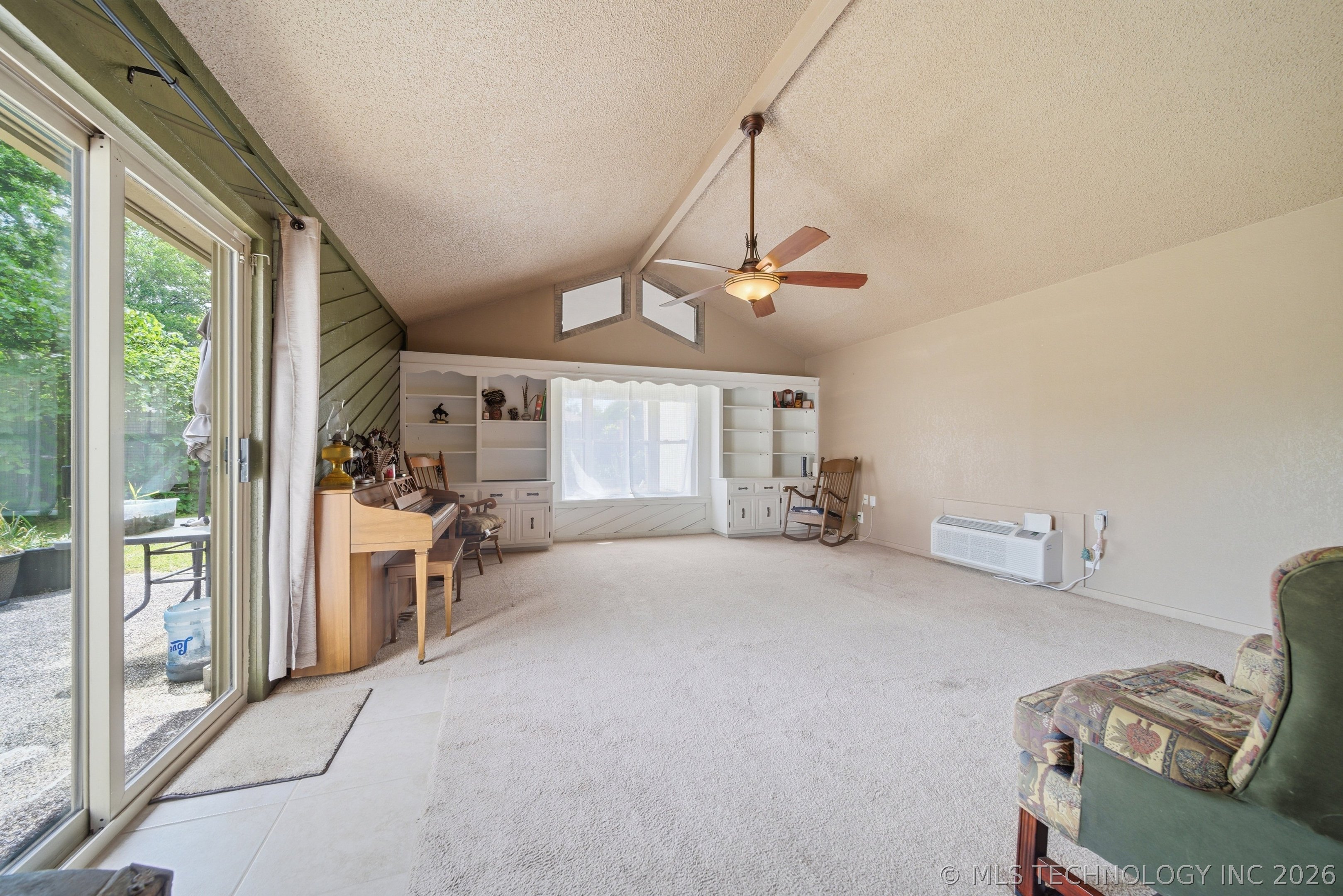 9422 S 70th East Avenue E Property Photo 10