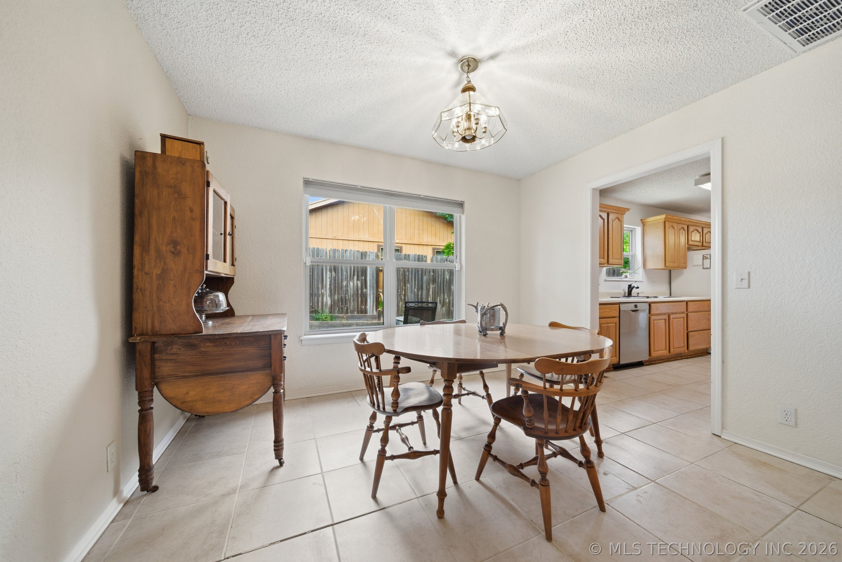 9422 S 70th East Avenue E Property Photo 13