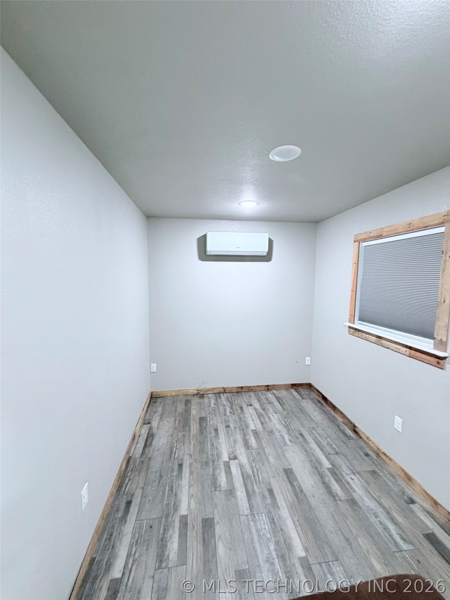 10569 Vickie Drive Property Photo 10