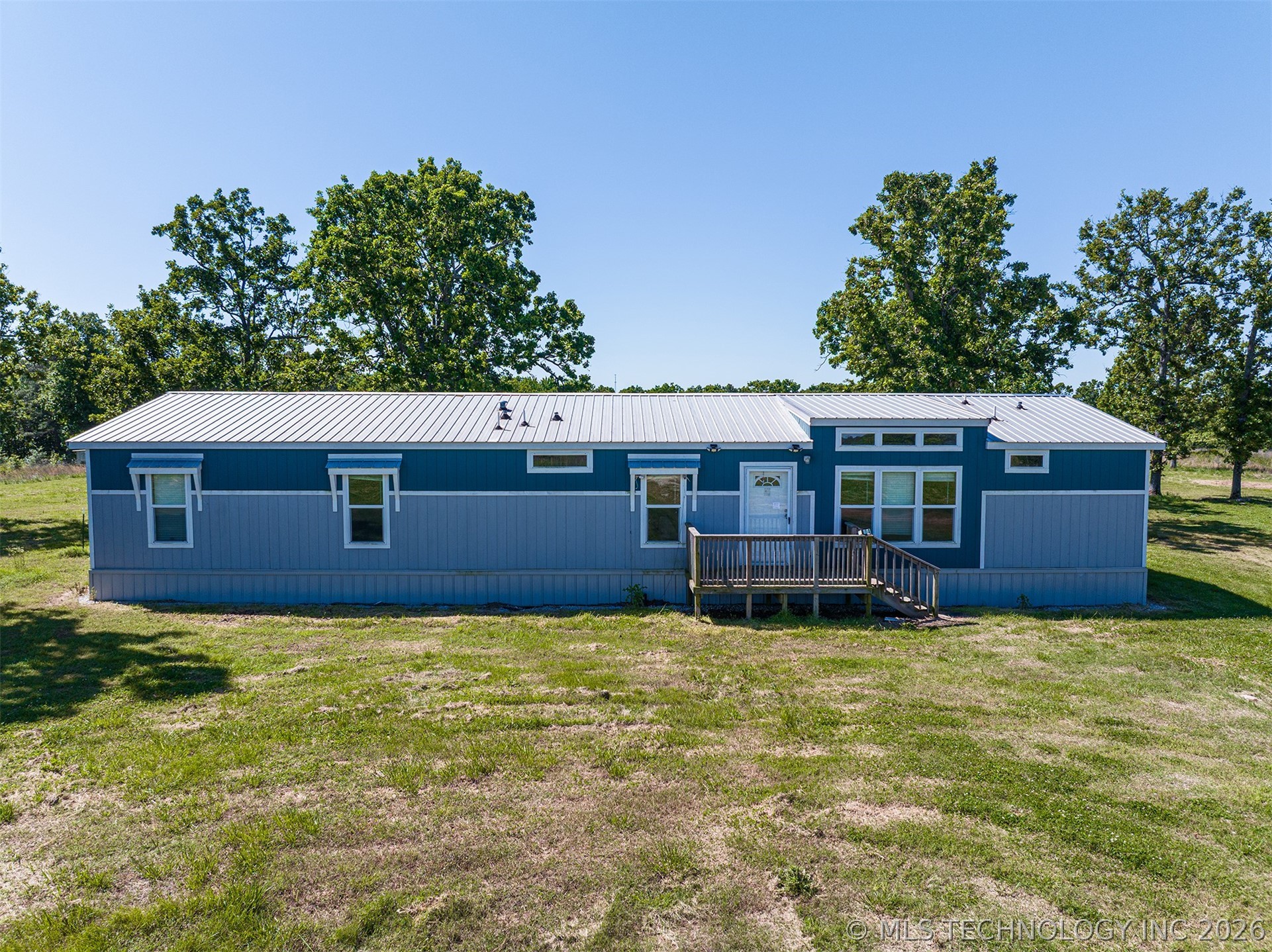 12453 E 484 Road Property Photo 2