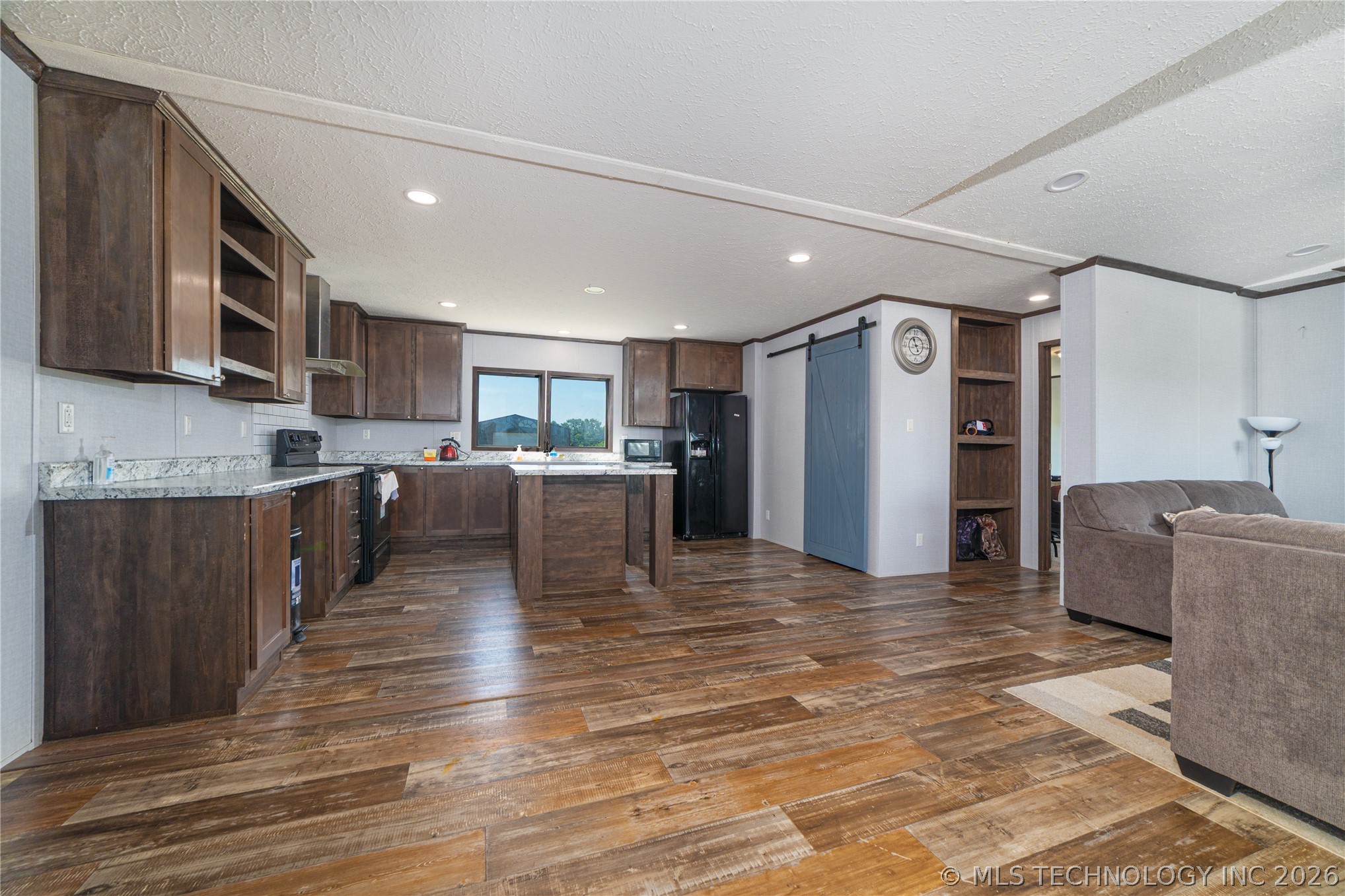 12453 E 484 Road Property Photo 18
