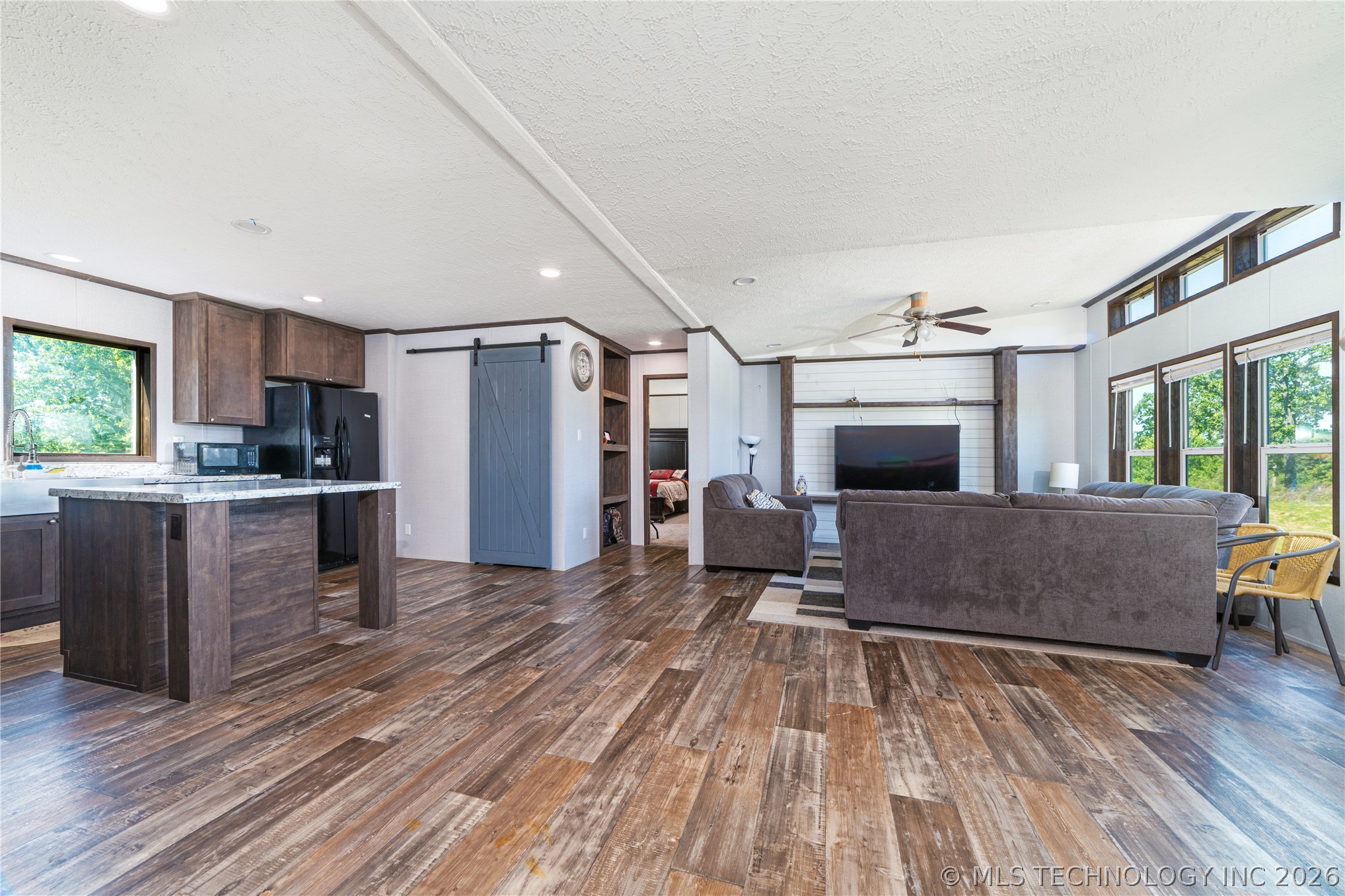12453 E 484 Road Property Photo 19