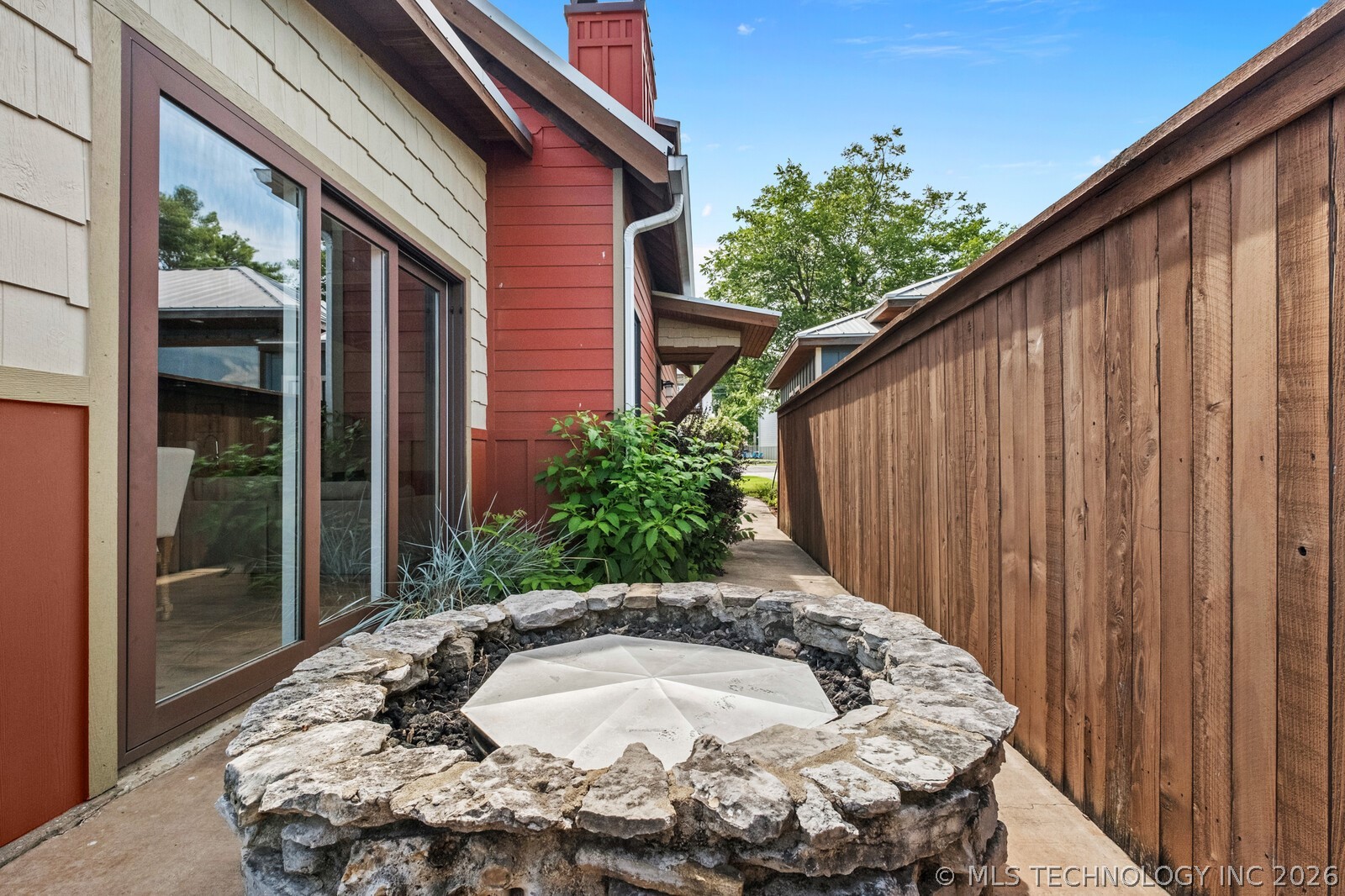 37119 S Cliff Crest Drive Property Photo 35