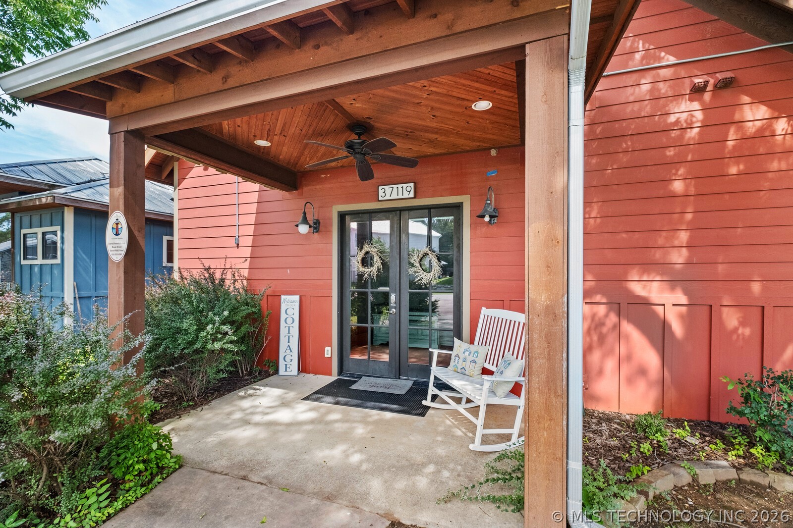37119 S Cliff Crest Drive Property Photo 43