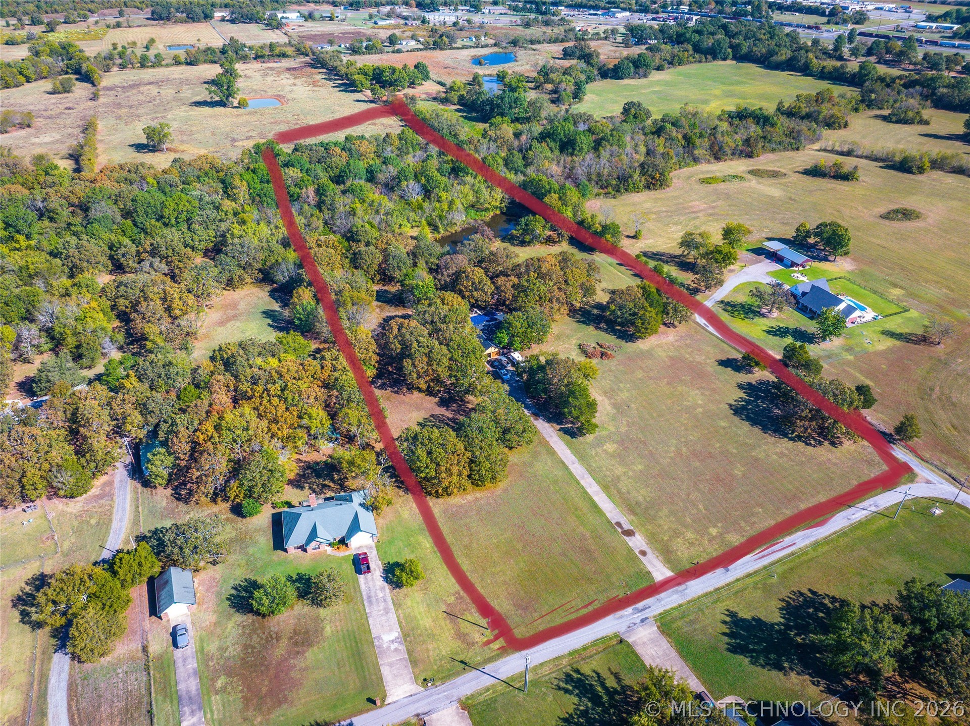 65 Pickle Lane Property Photo 2