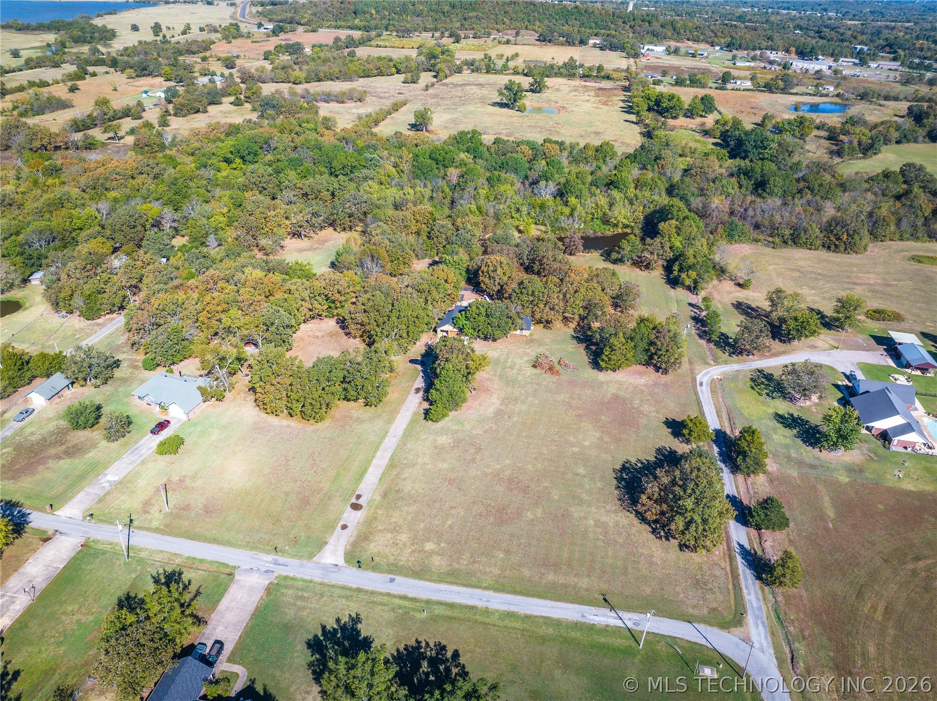 65 Pickle Lane Property Photo 4