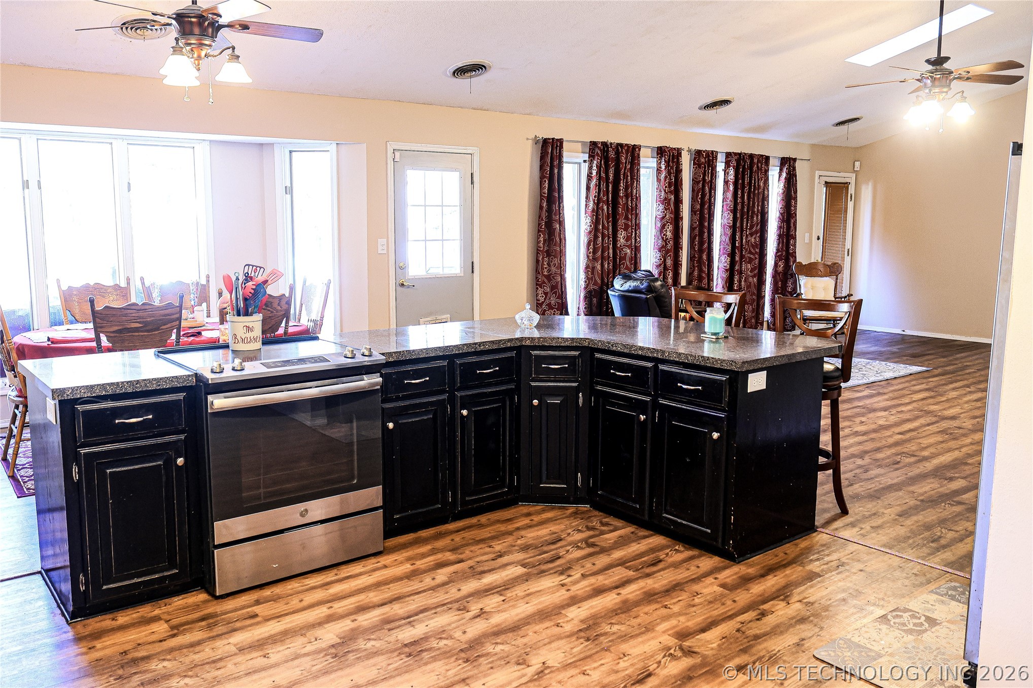 65 Pickle Lane Property Photo 12