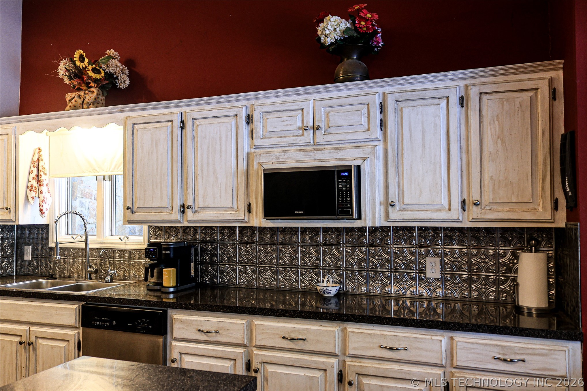 65 Pickle Lane Property Photo 14