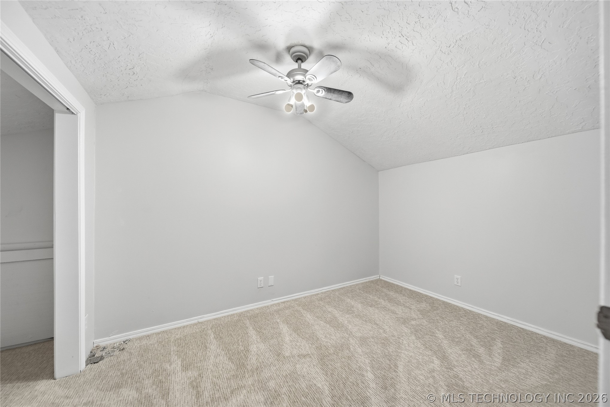 3928 E 60th Place Property Photo 26