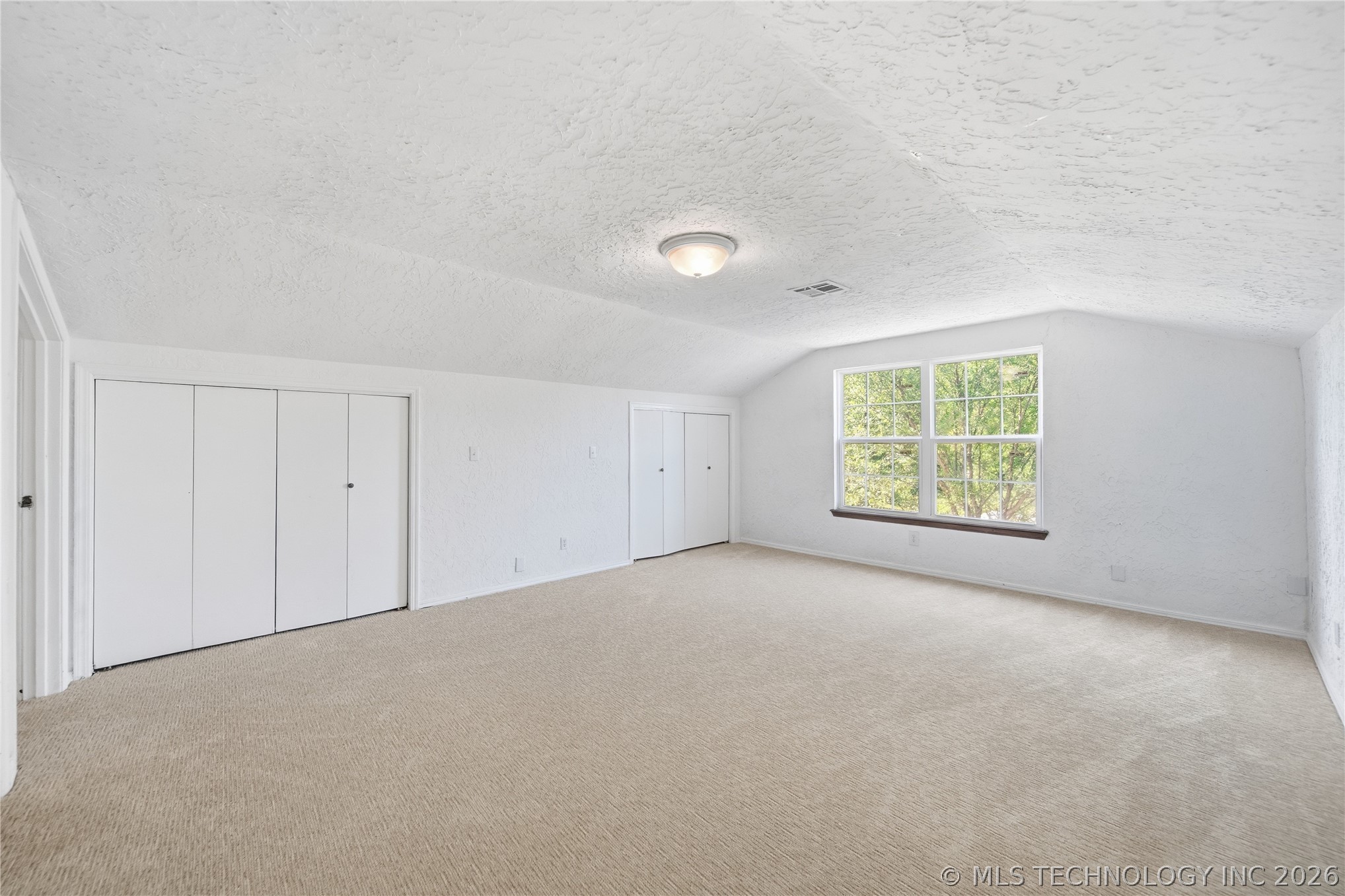 3928 E 60th Place Property Photo 27