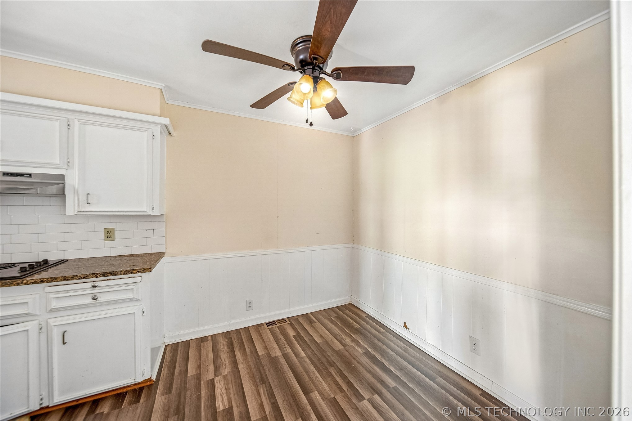 3928 E 60th Place Property Photo 37