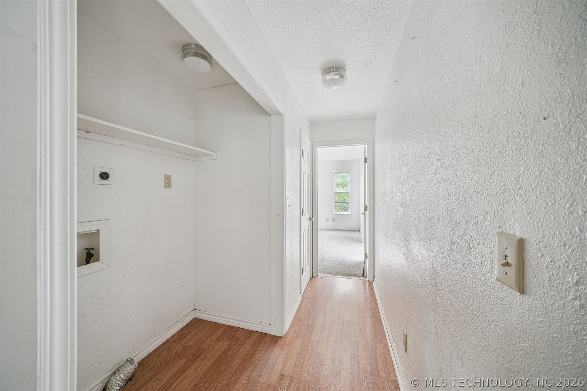 1010 N Gertrude Avenue Property Photo 15
