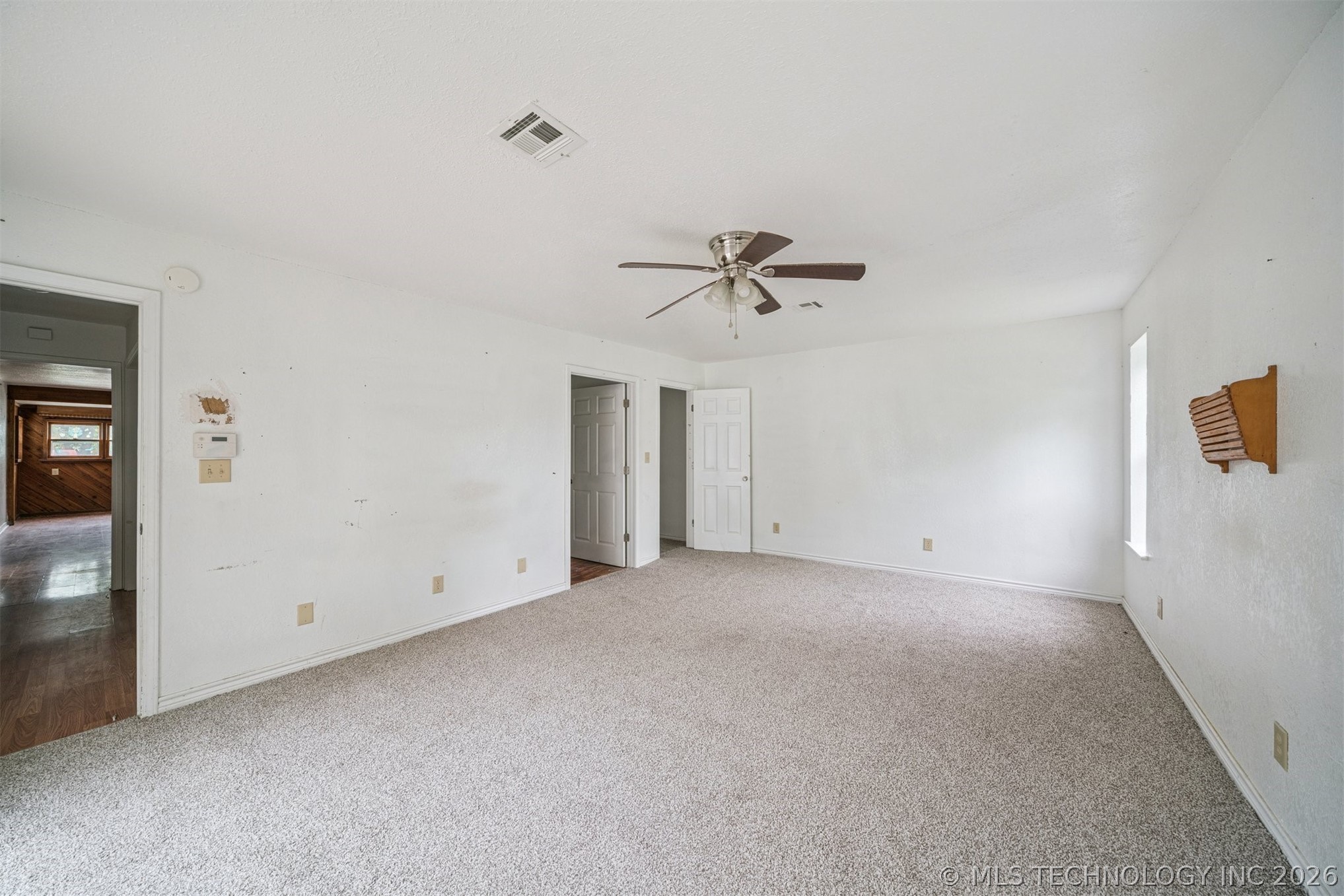 1010 N Gertrude Avenue Property Photo 16