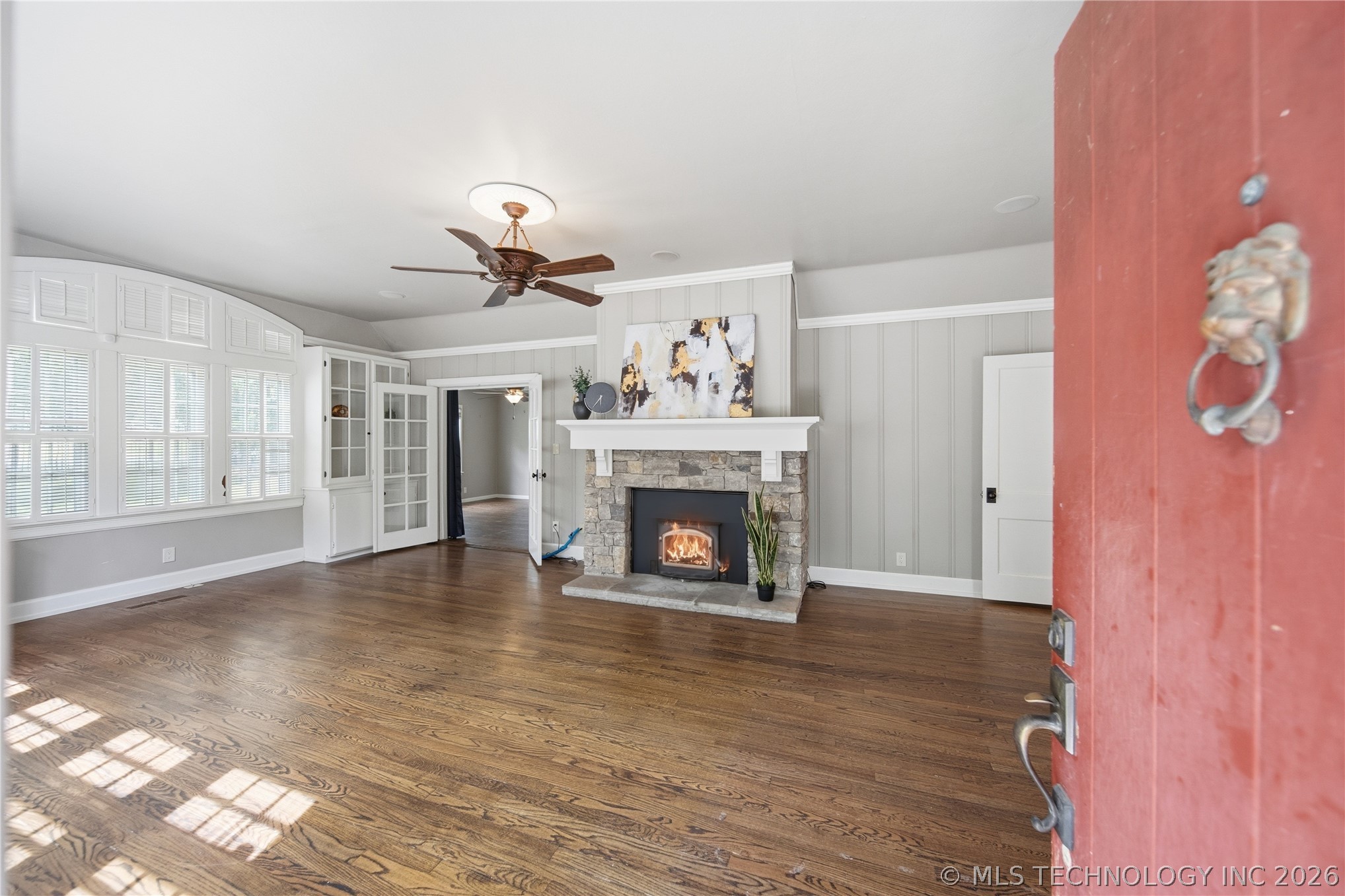 2776 E 49th Street Property Photo 7