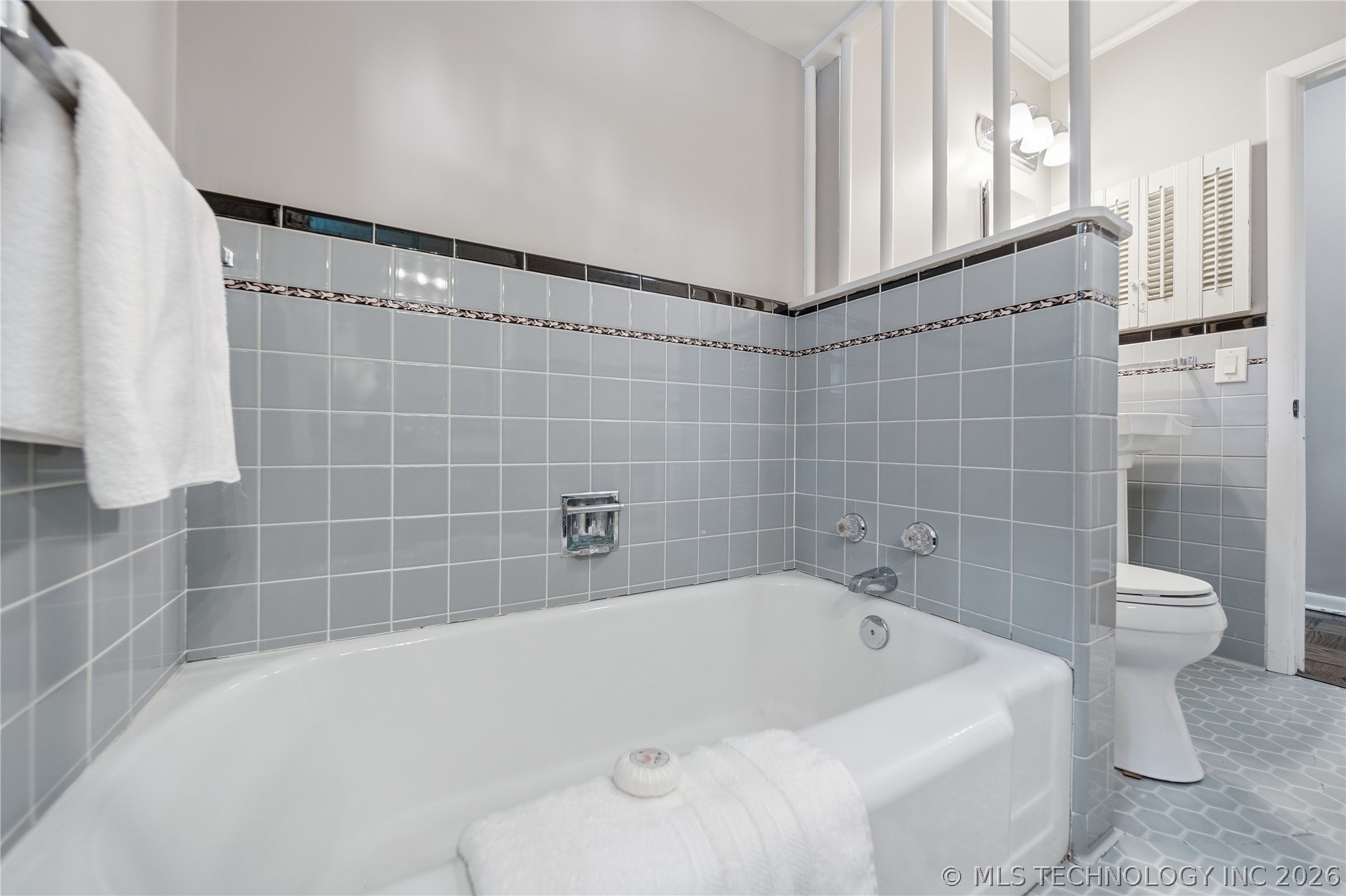 2776 E 49th Street Property Photo 25