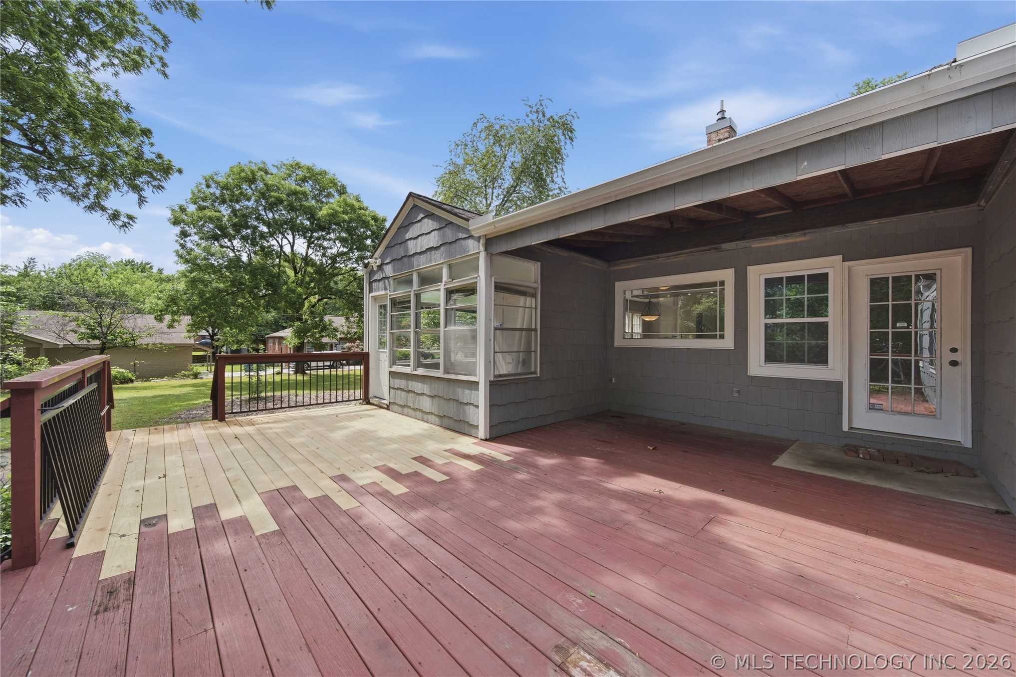 2776 E 49th Street Property Photo 40