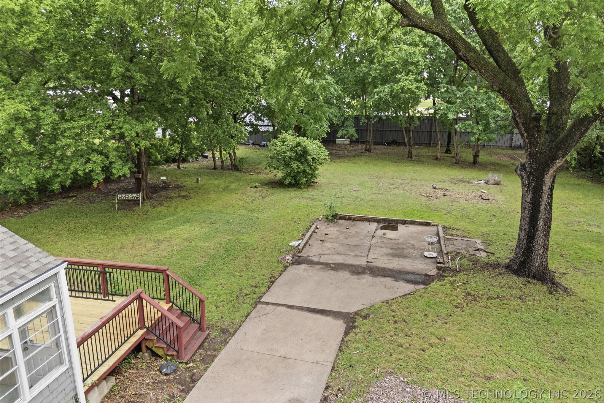 2776 E 49th Street Property Photo 42