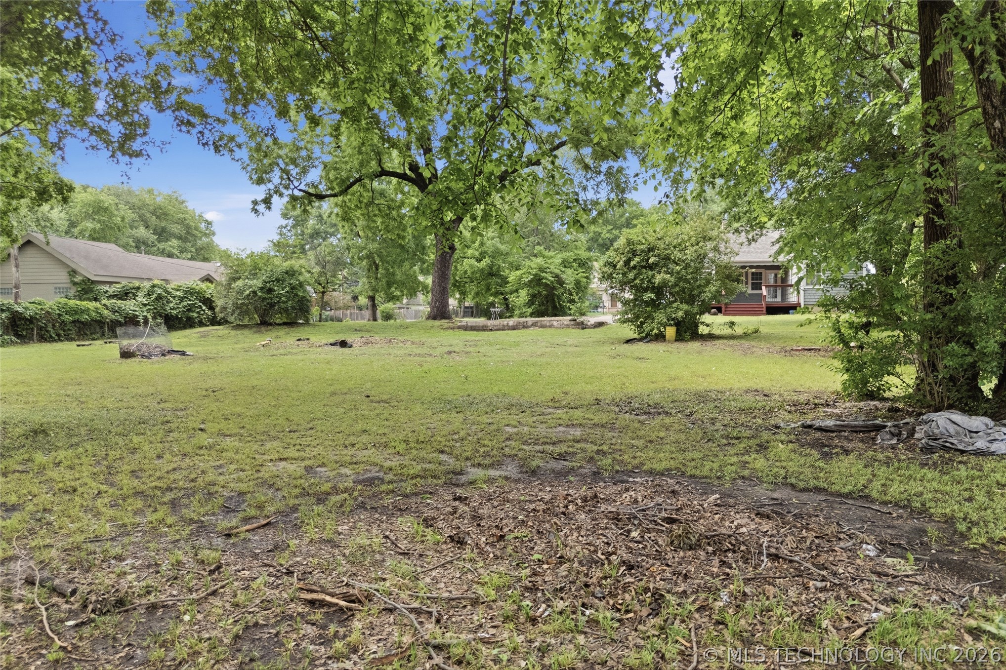 2776 E 49th Street Property Photo 45