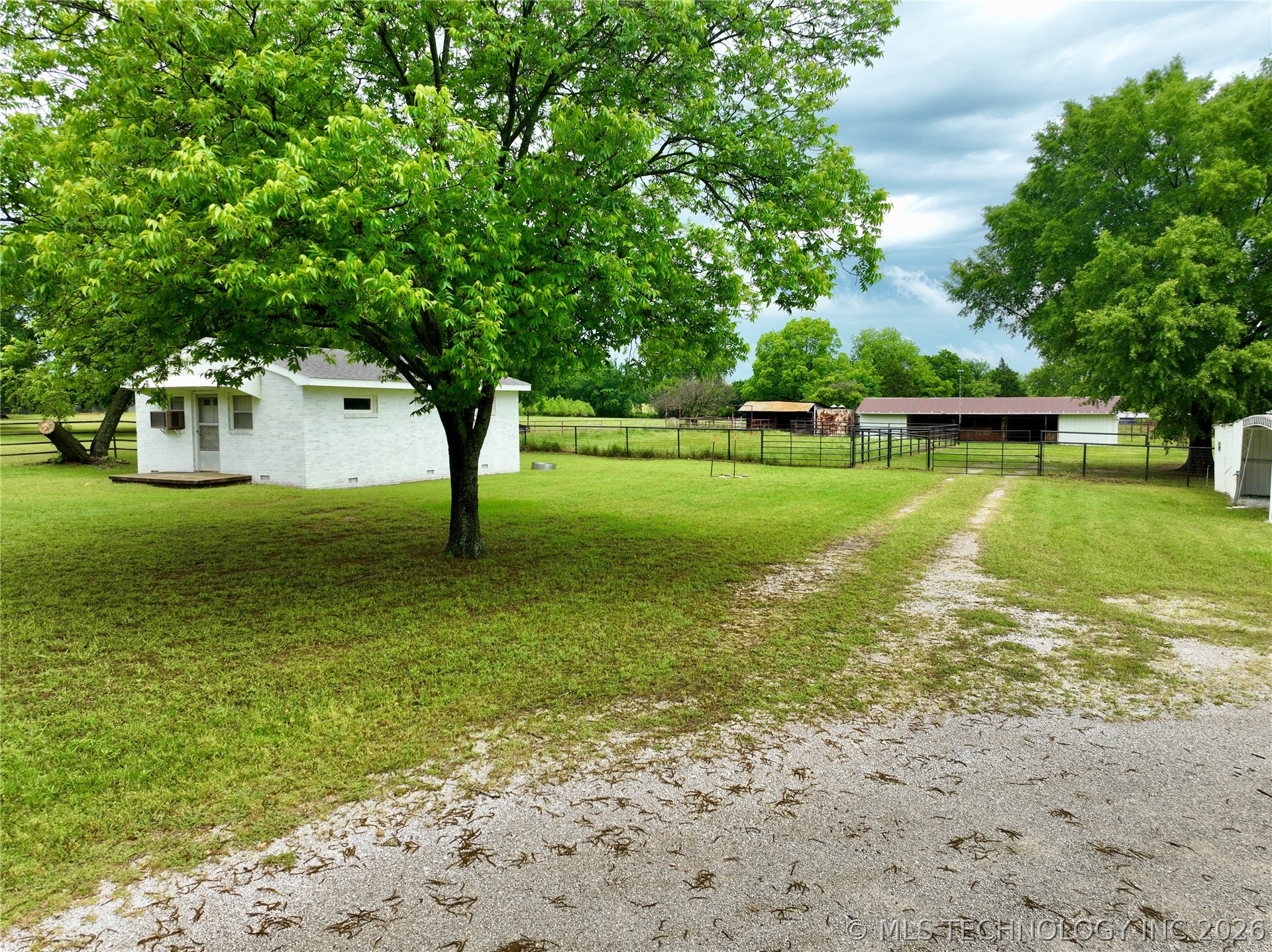 1103 Springdale Road Property Photo 32