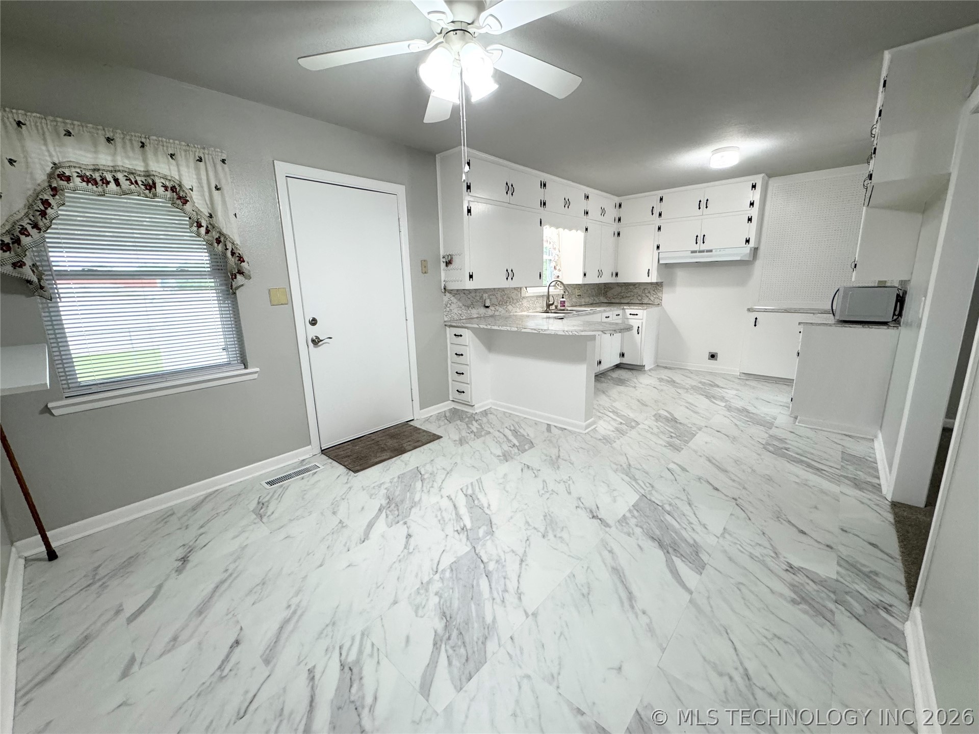 1103 Springdale Road Property Photo 47