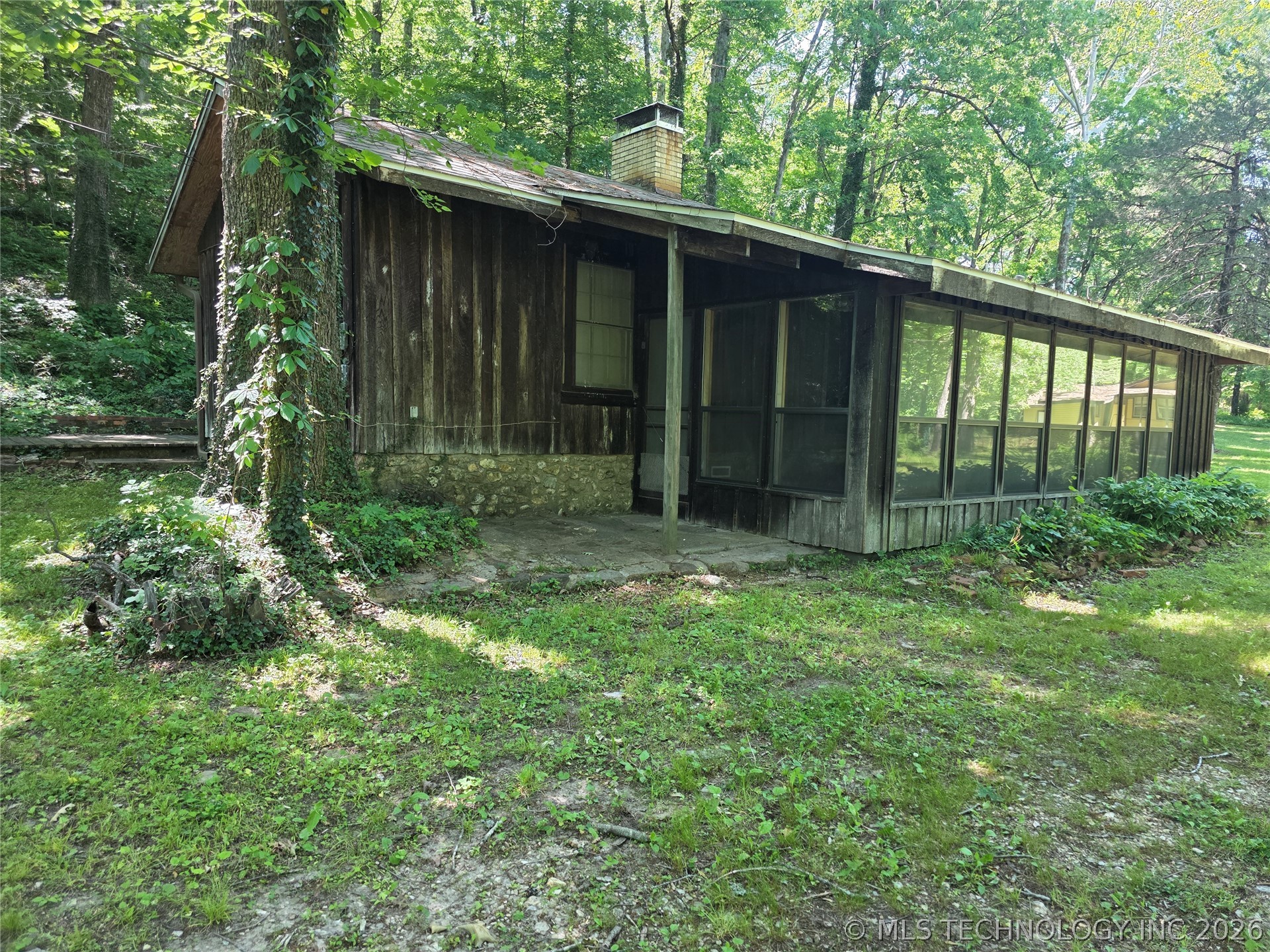 20453 E Whipperwill Road Property Photo 1
