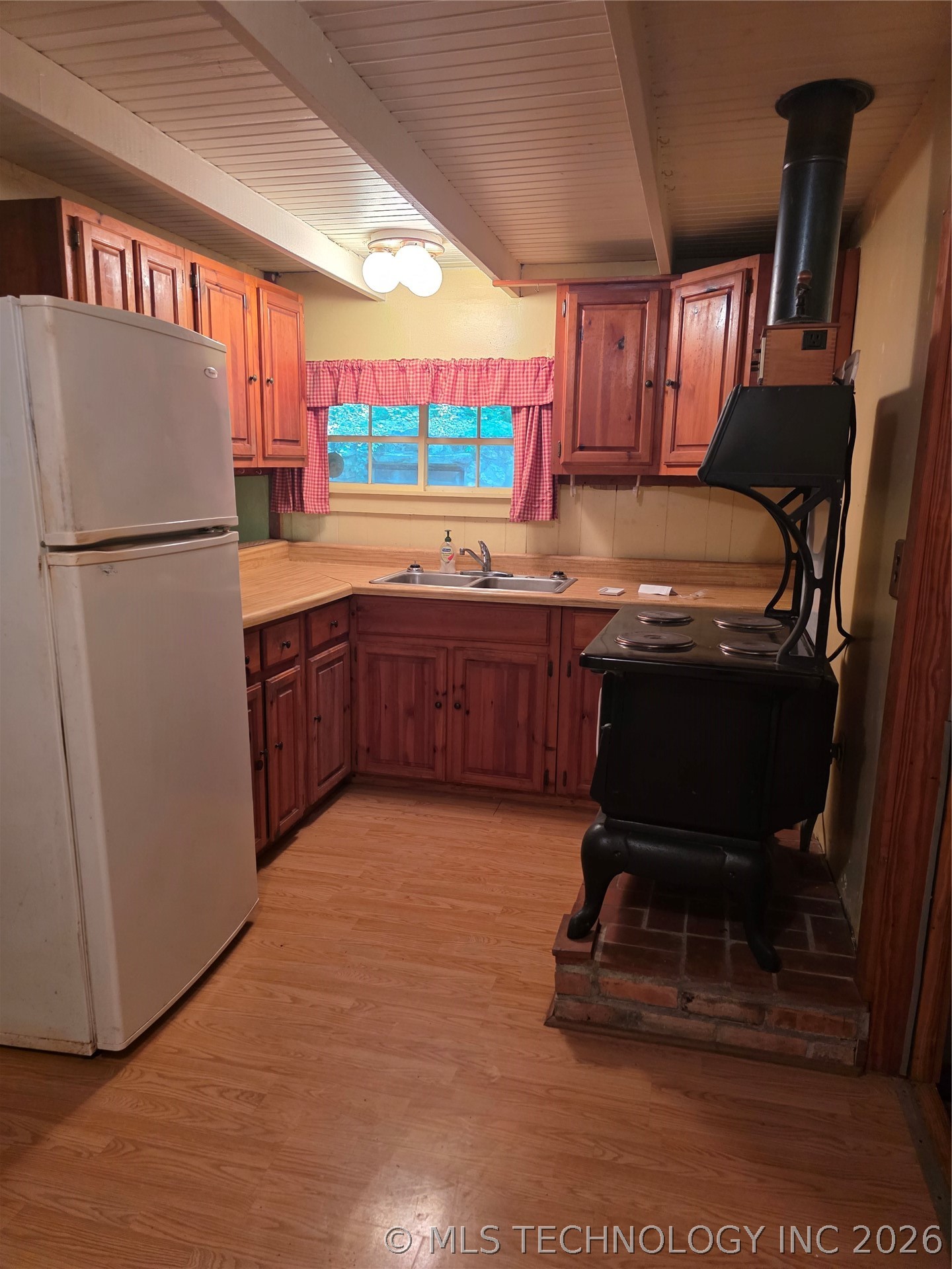 20453 E Whipperwill Road Property Photo 4