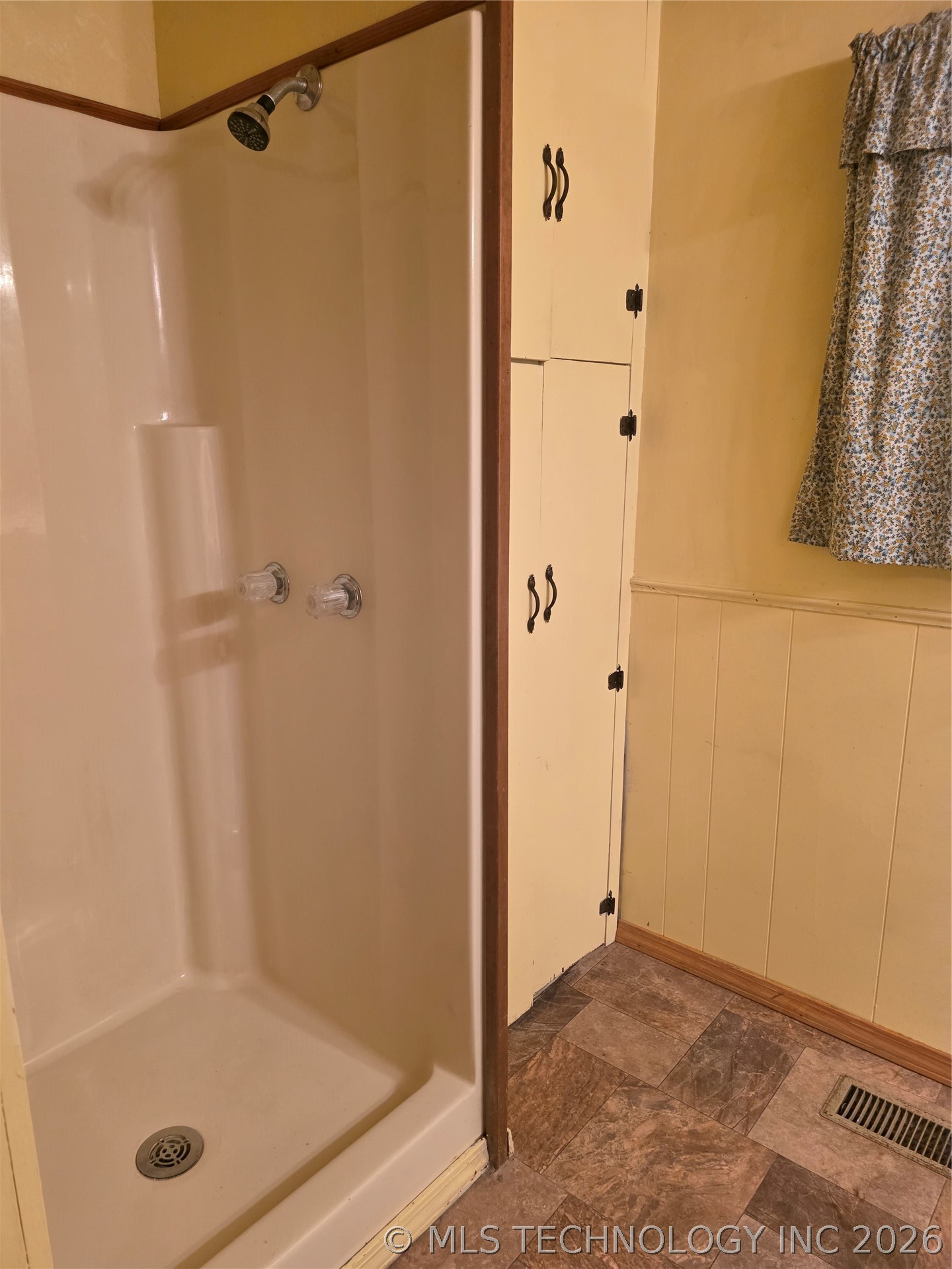 20453 E Whipperwill Road Property Photo 9